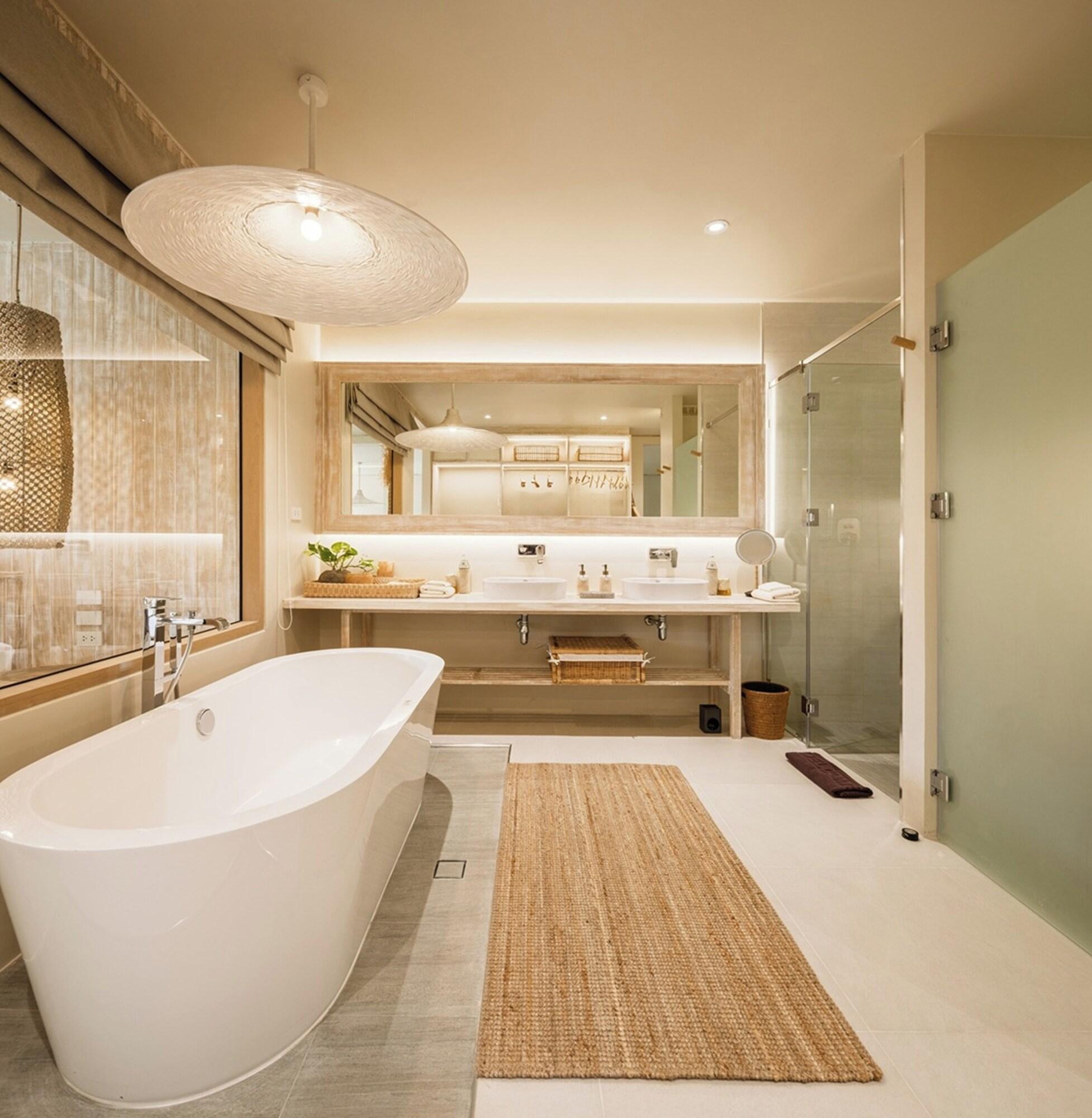 Junior Suite King Size Bed