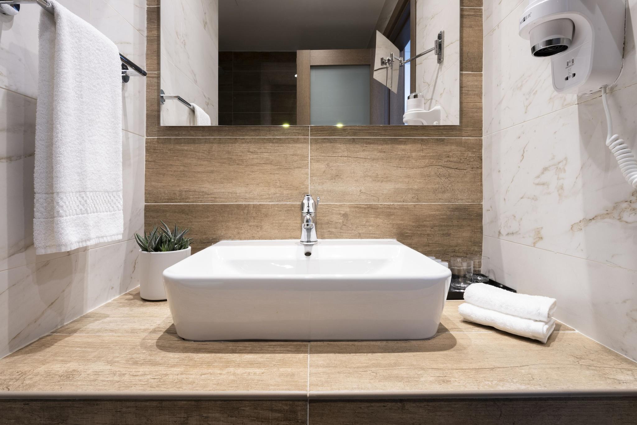 Family Room King Size Bed