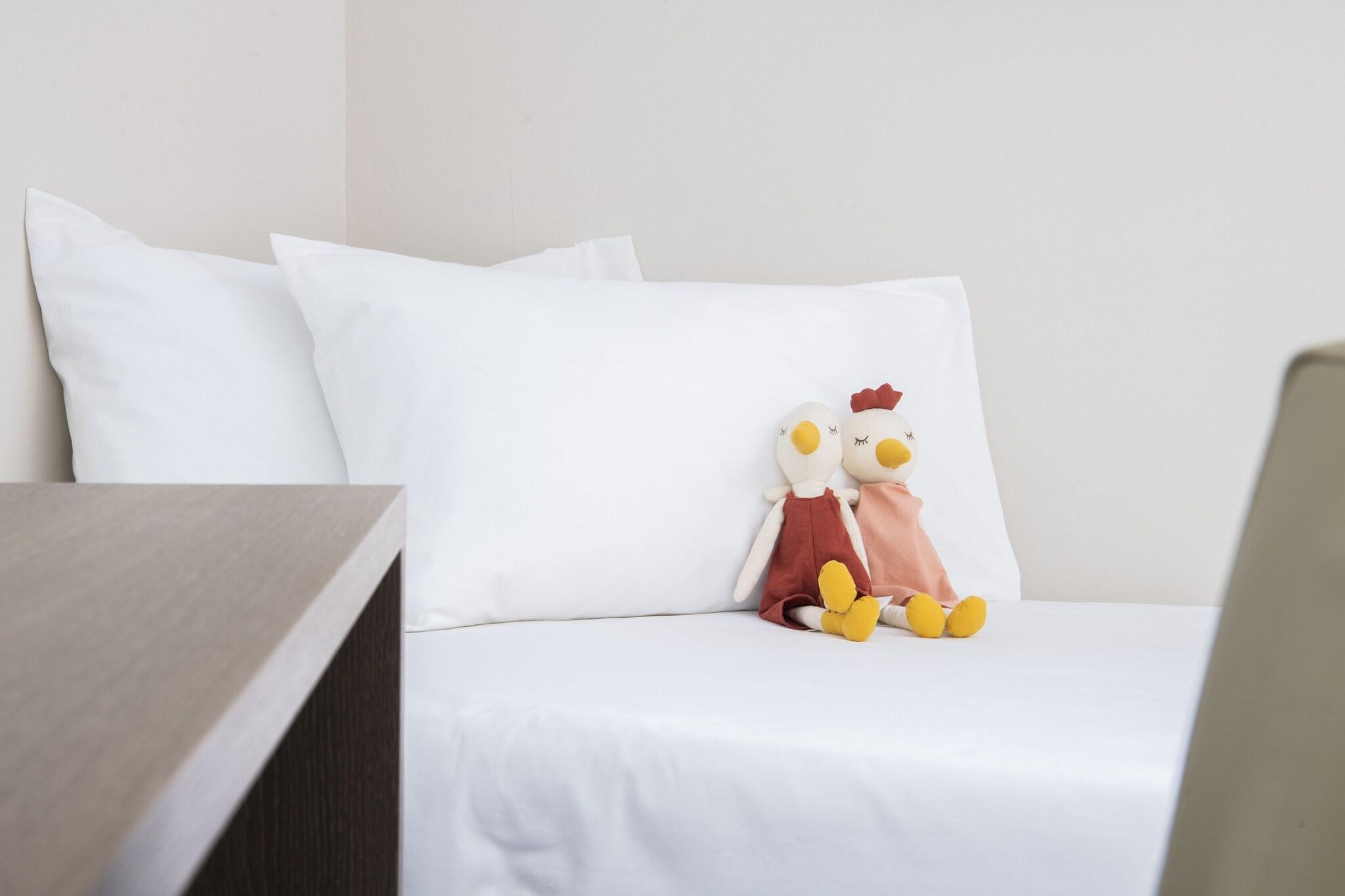 Family Room King Size Bed