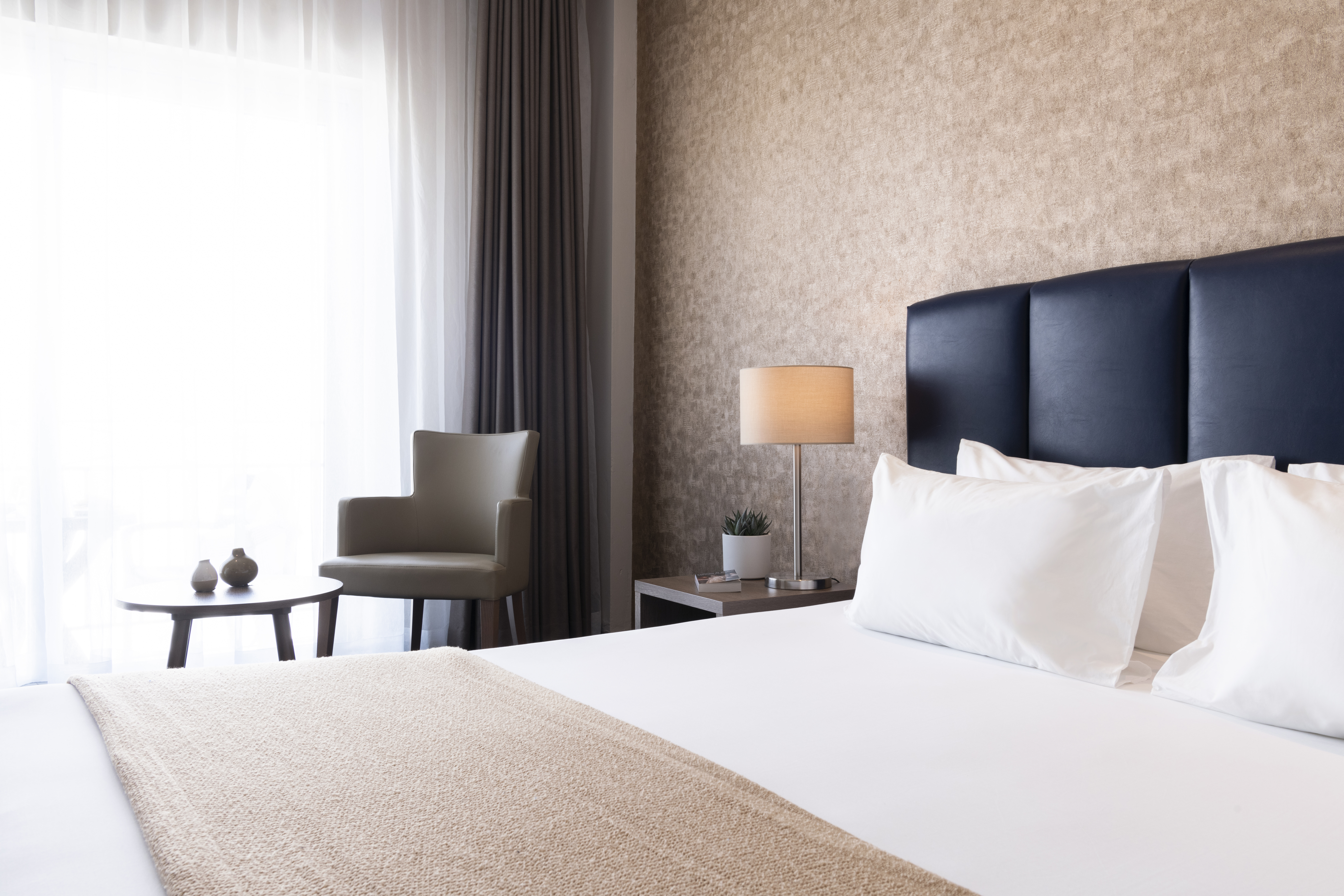 Double or Twin Standard