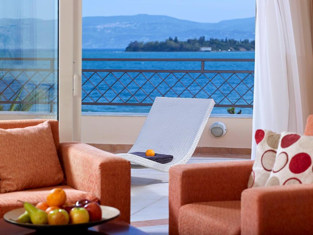 Apartment Sea View Pool View