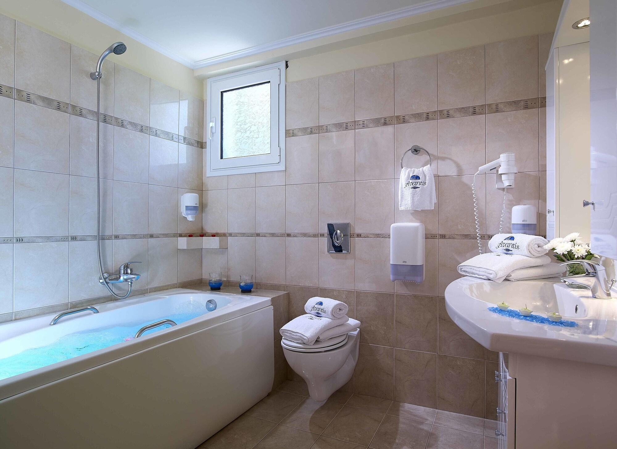 Suite Sea View Pool View