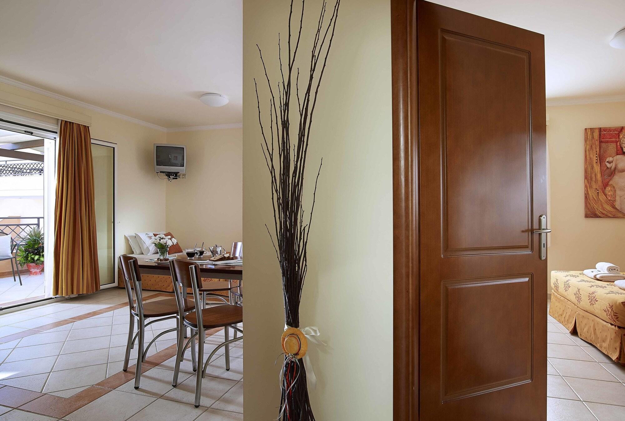 Suite Sea View Pool View