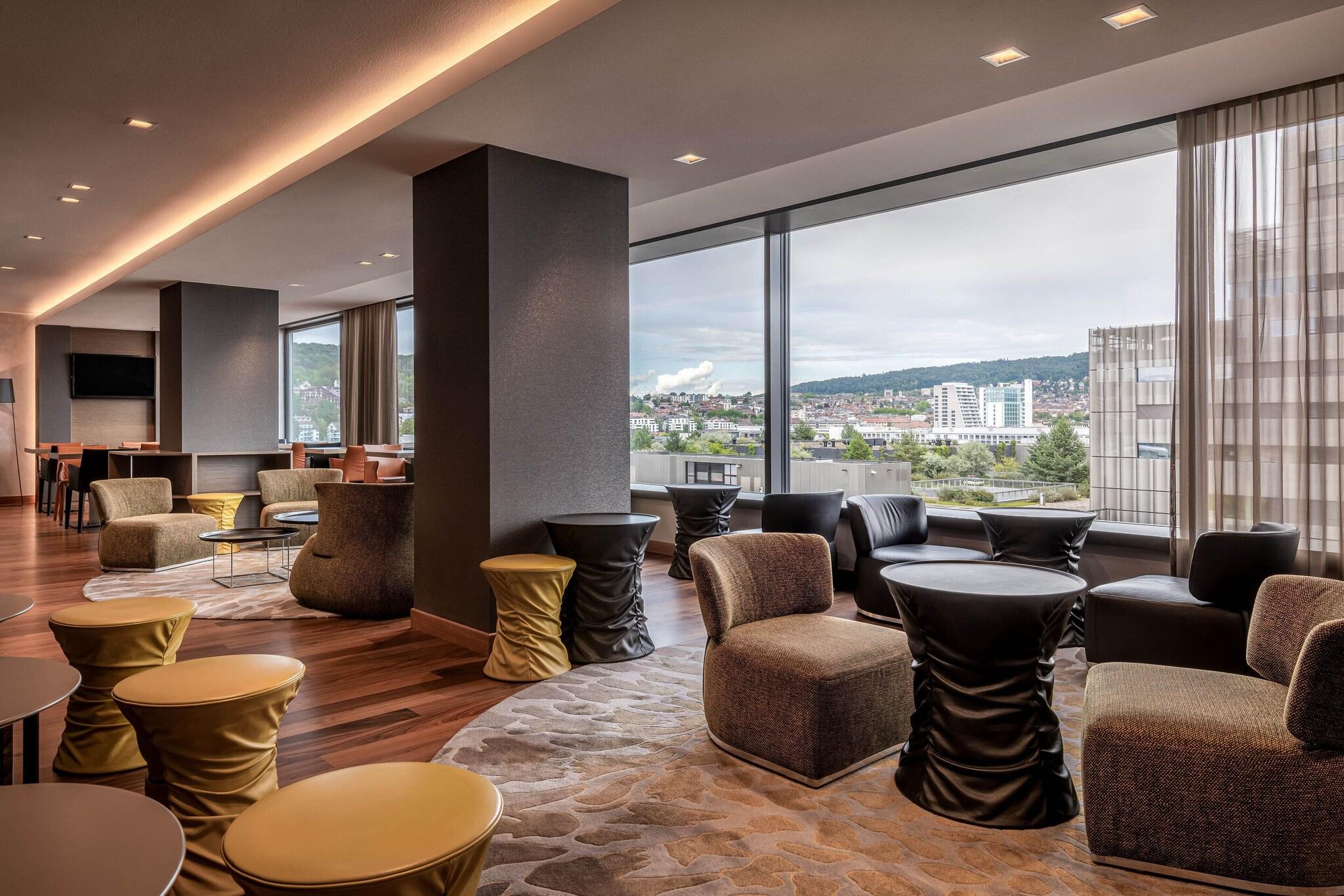 Double Club King Bed