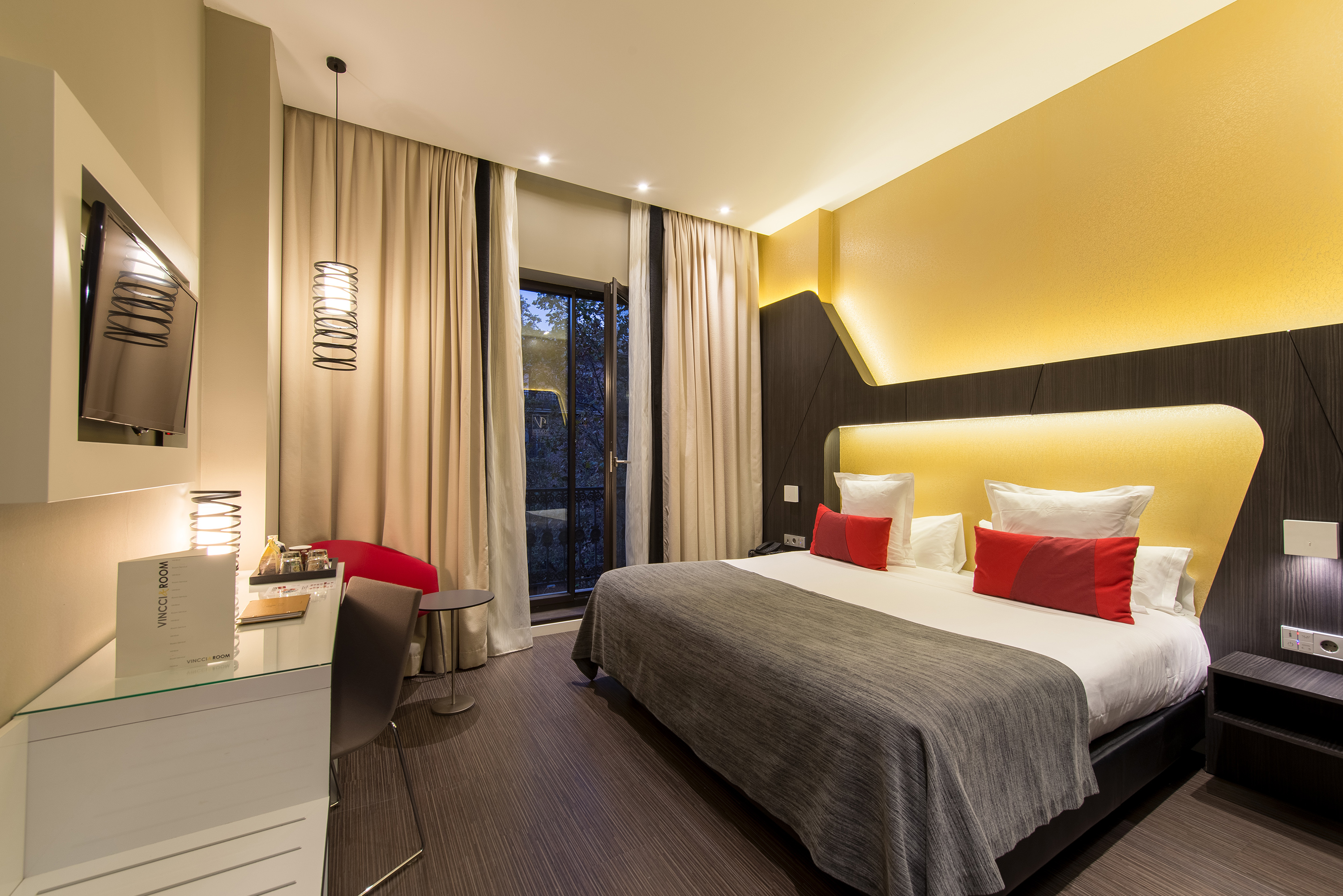 Double Connecting Room