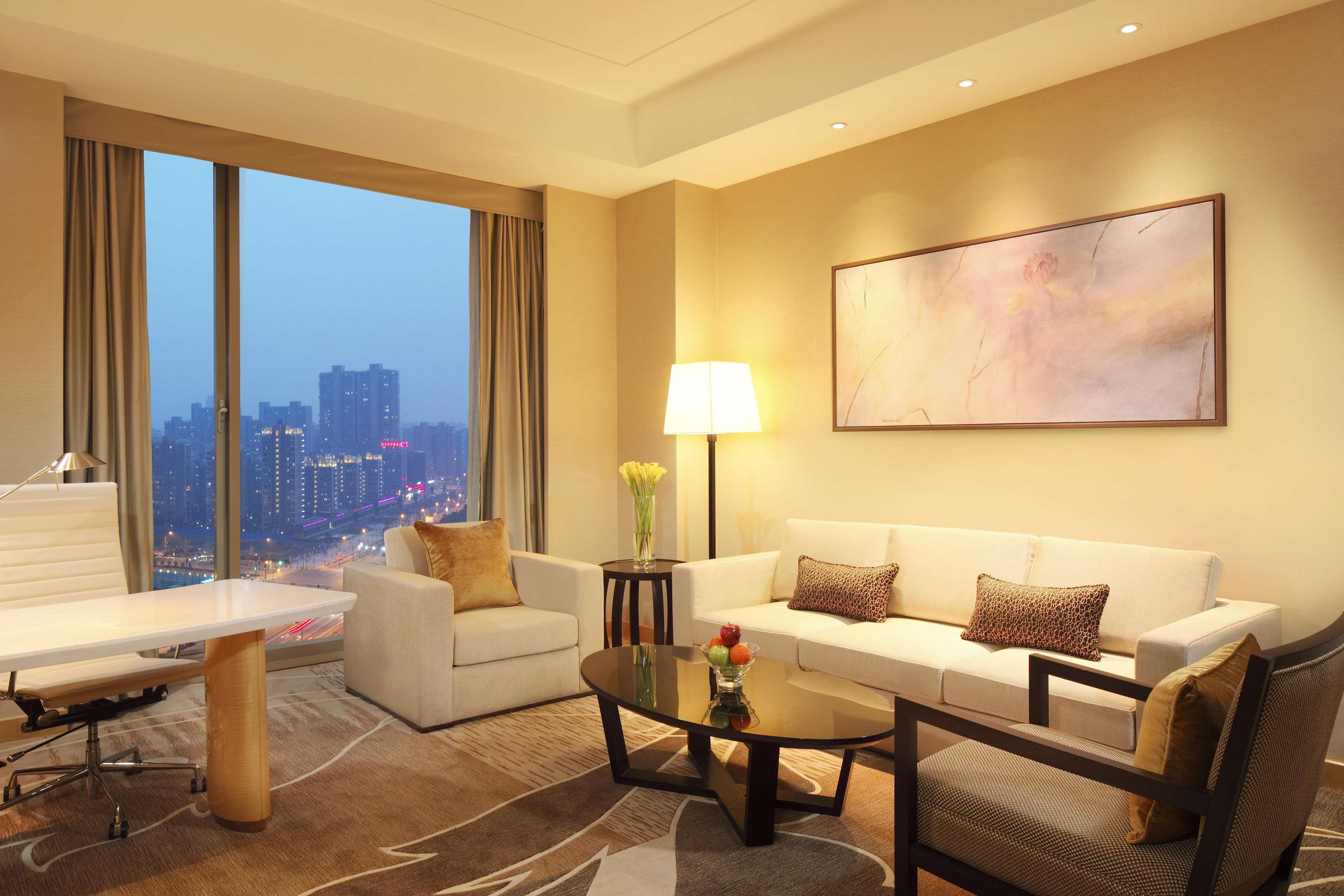 Suite Executive King Bed