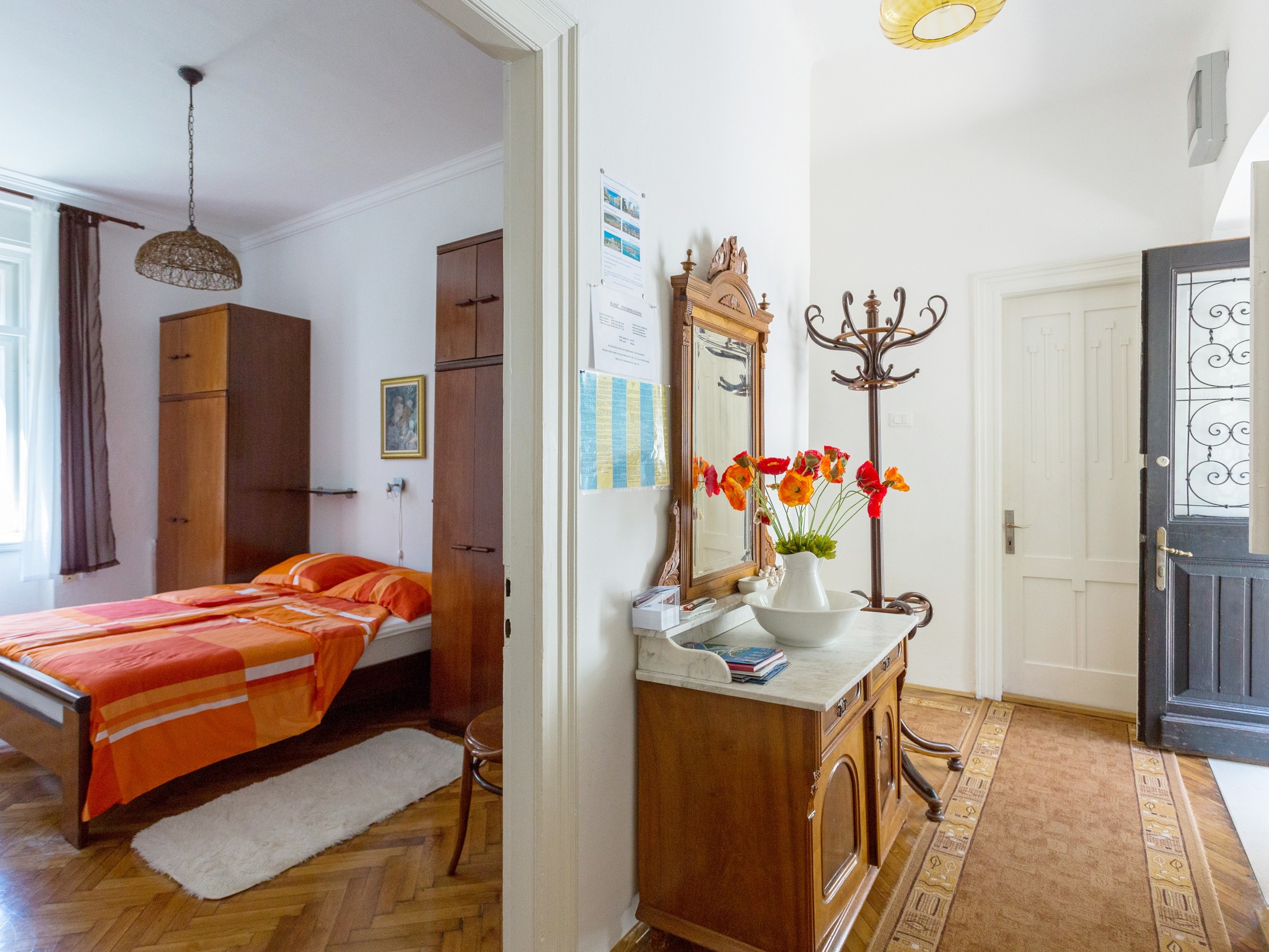 Apartment Capacity 4