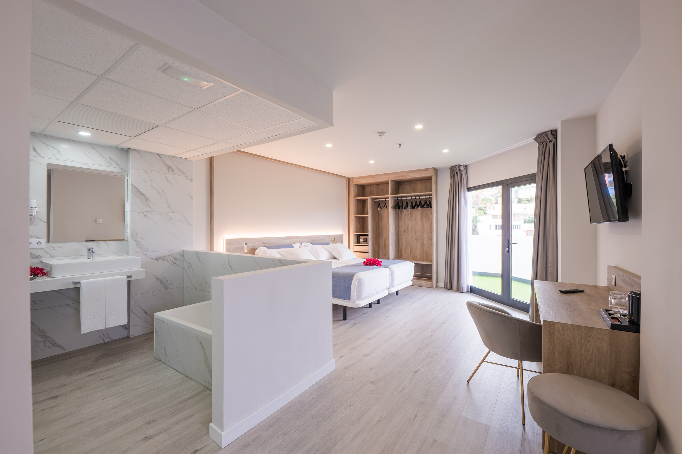 Junior Suite Standard