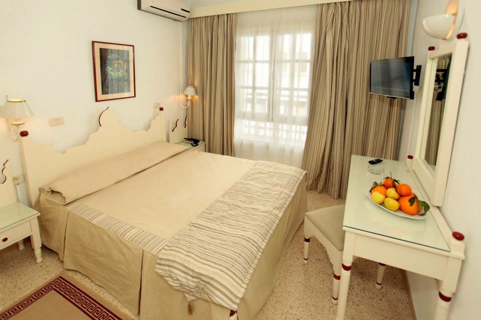 Double or Twin Standard