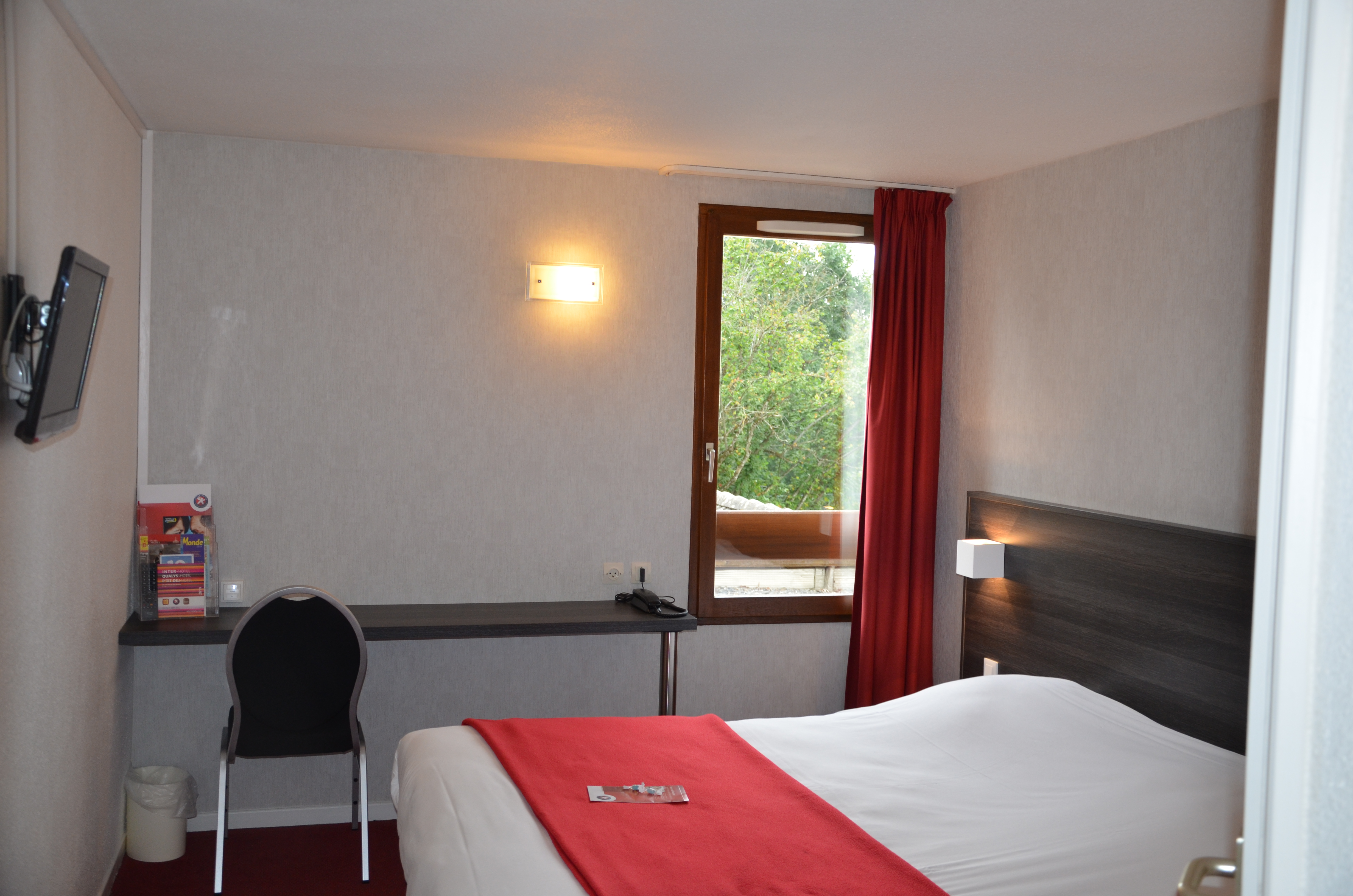 Double or Twin Economy