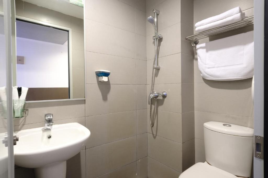 Twin Deluxe Executive