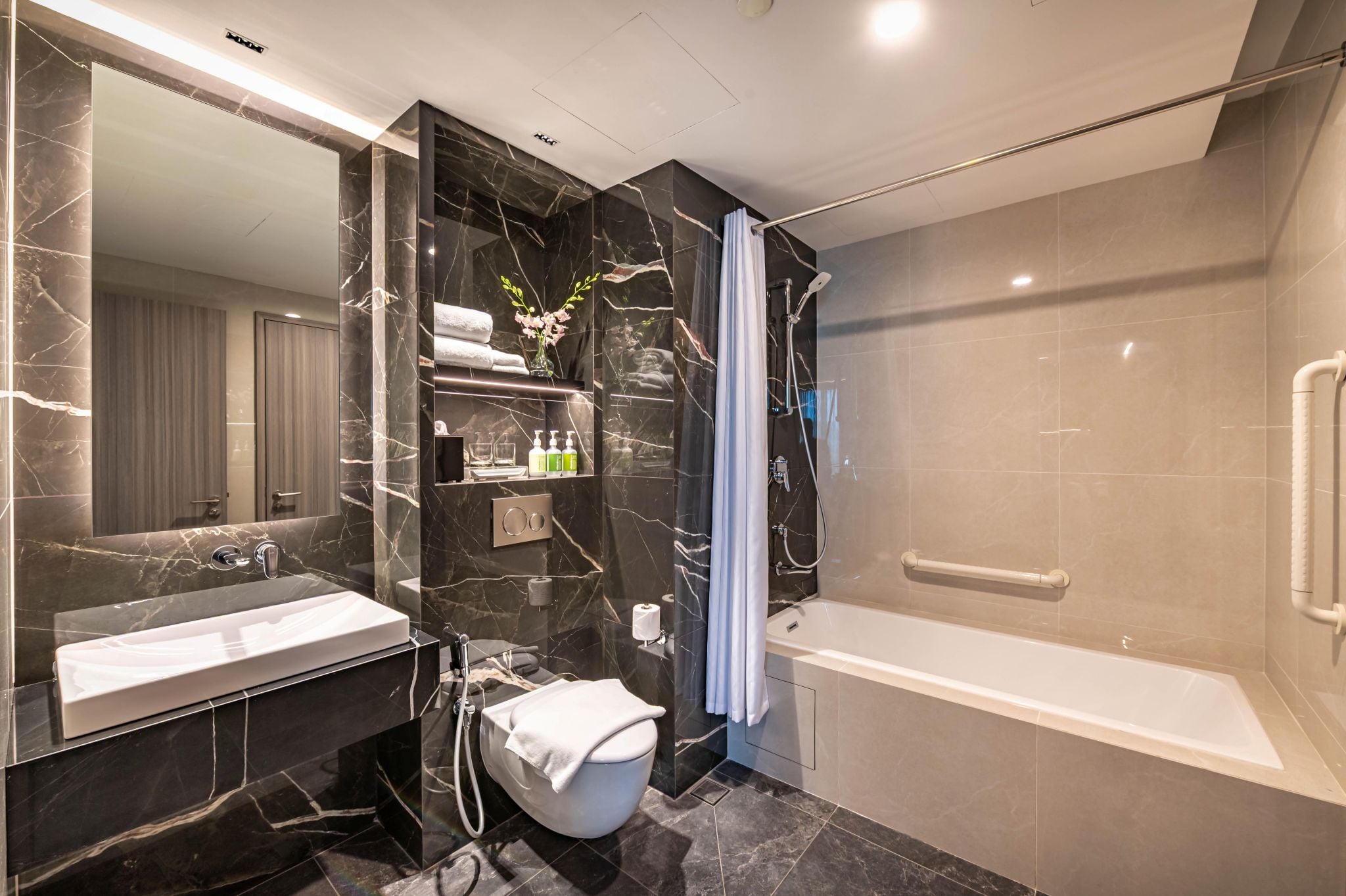 Double or Twin One Bedroom