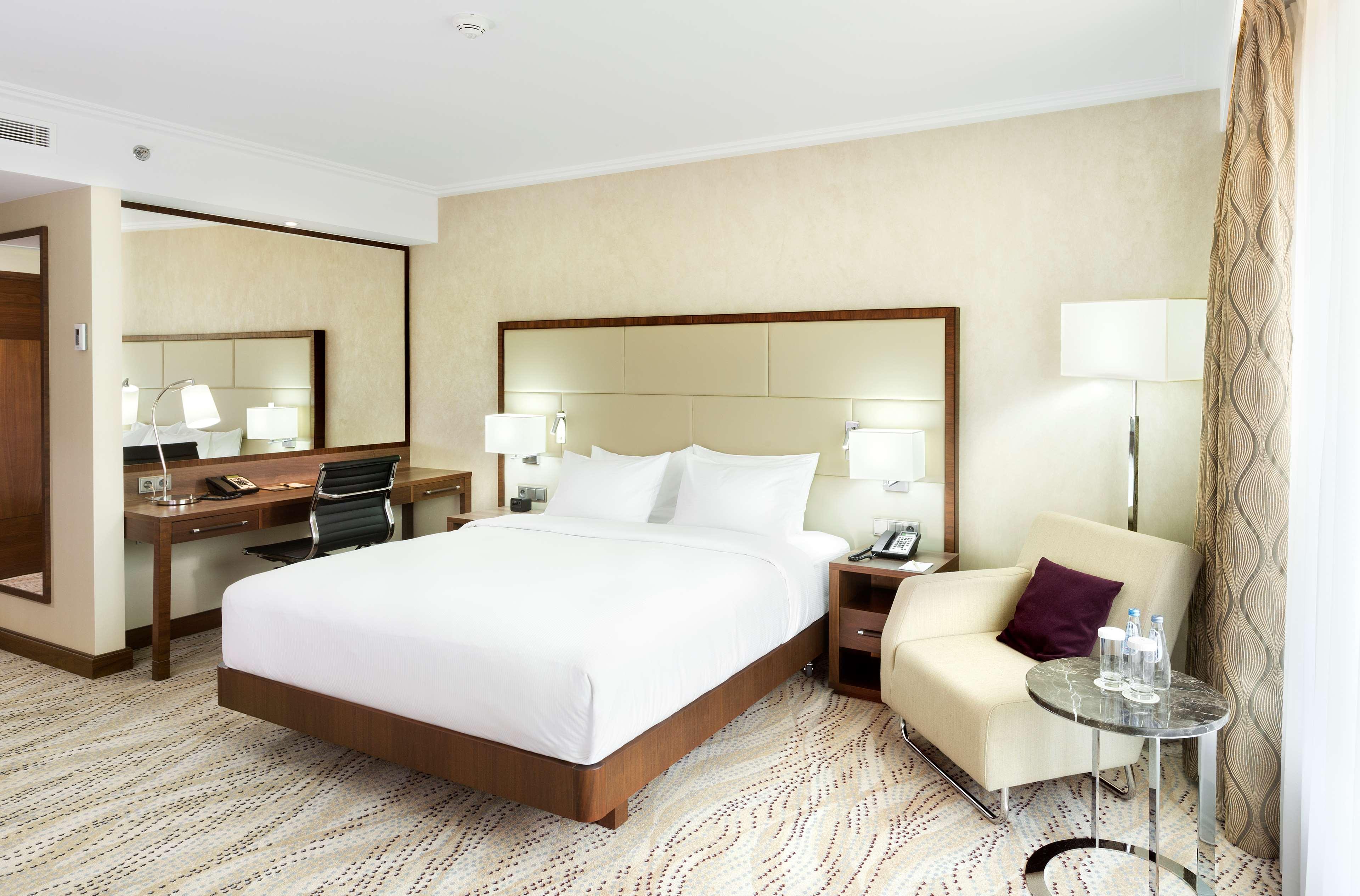 Suite King Bed One Bedroom 