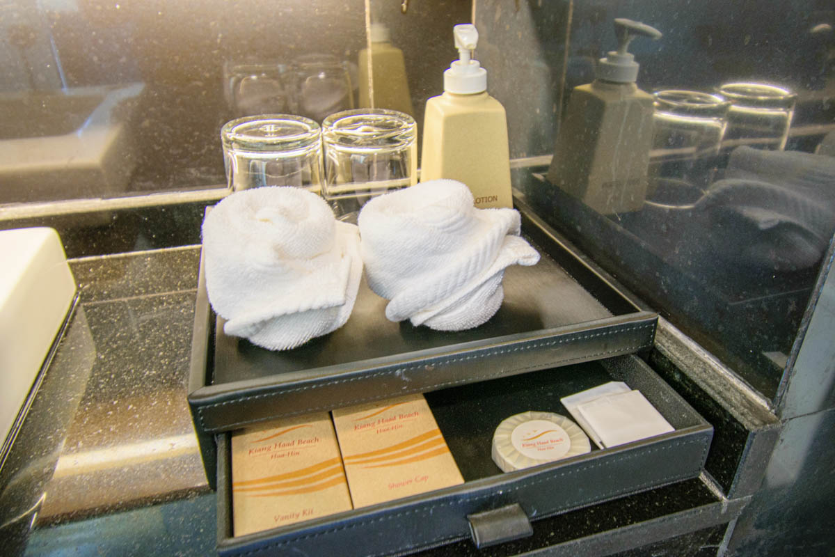 Double Deluxe Pool View