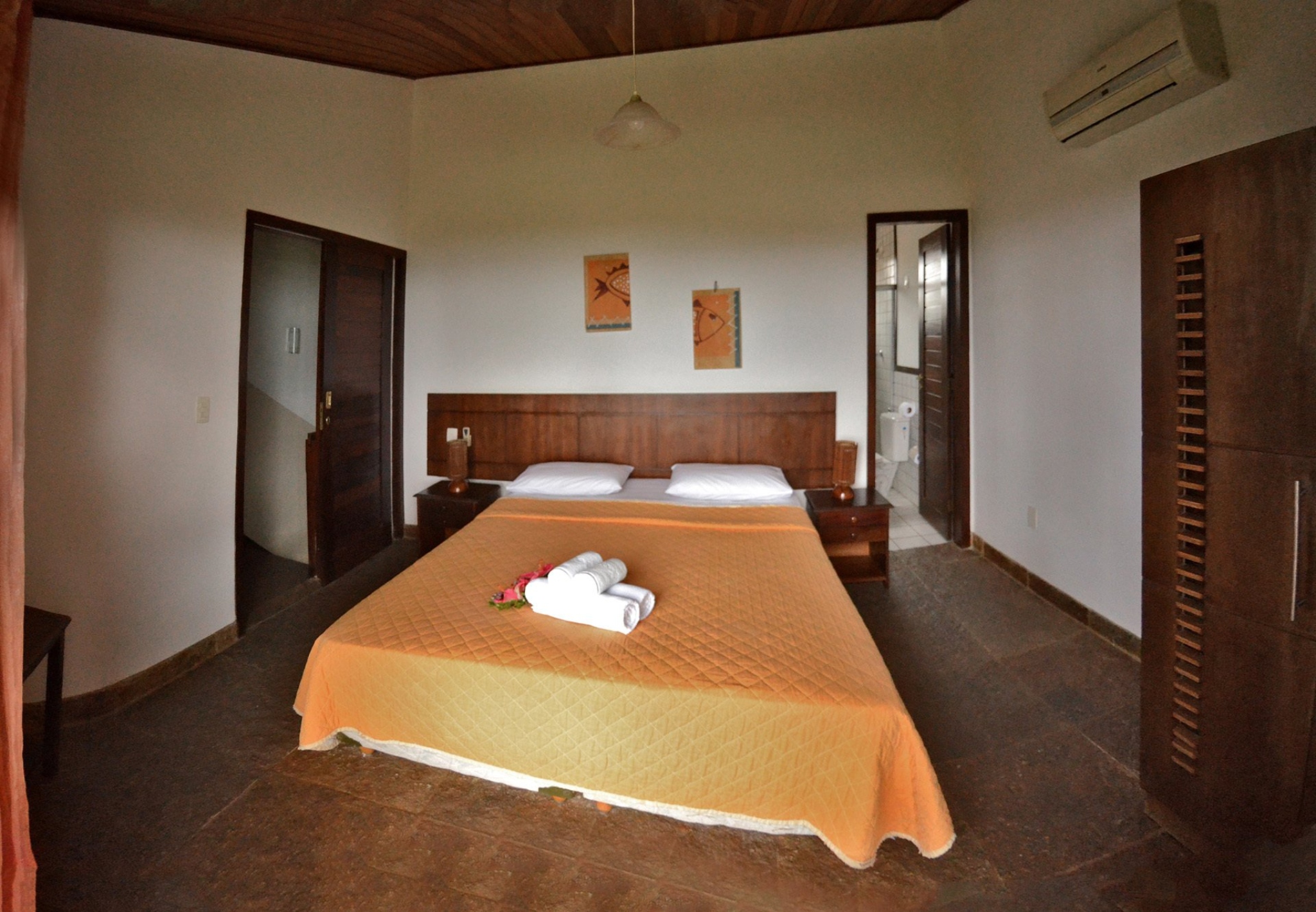 Bungalow Garden View