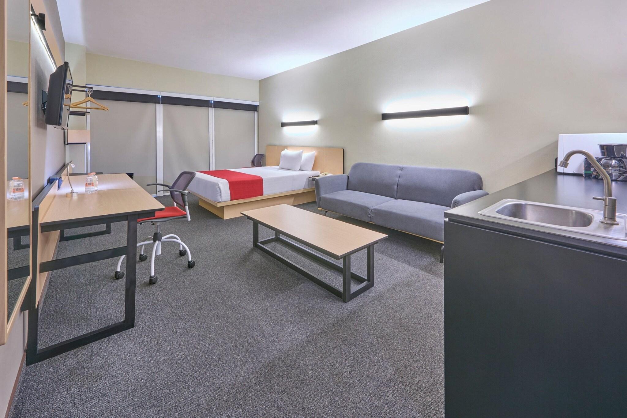 Double Superior Queen Bed