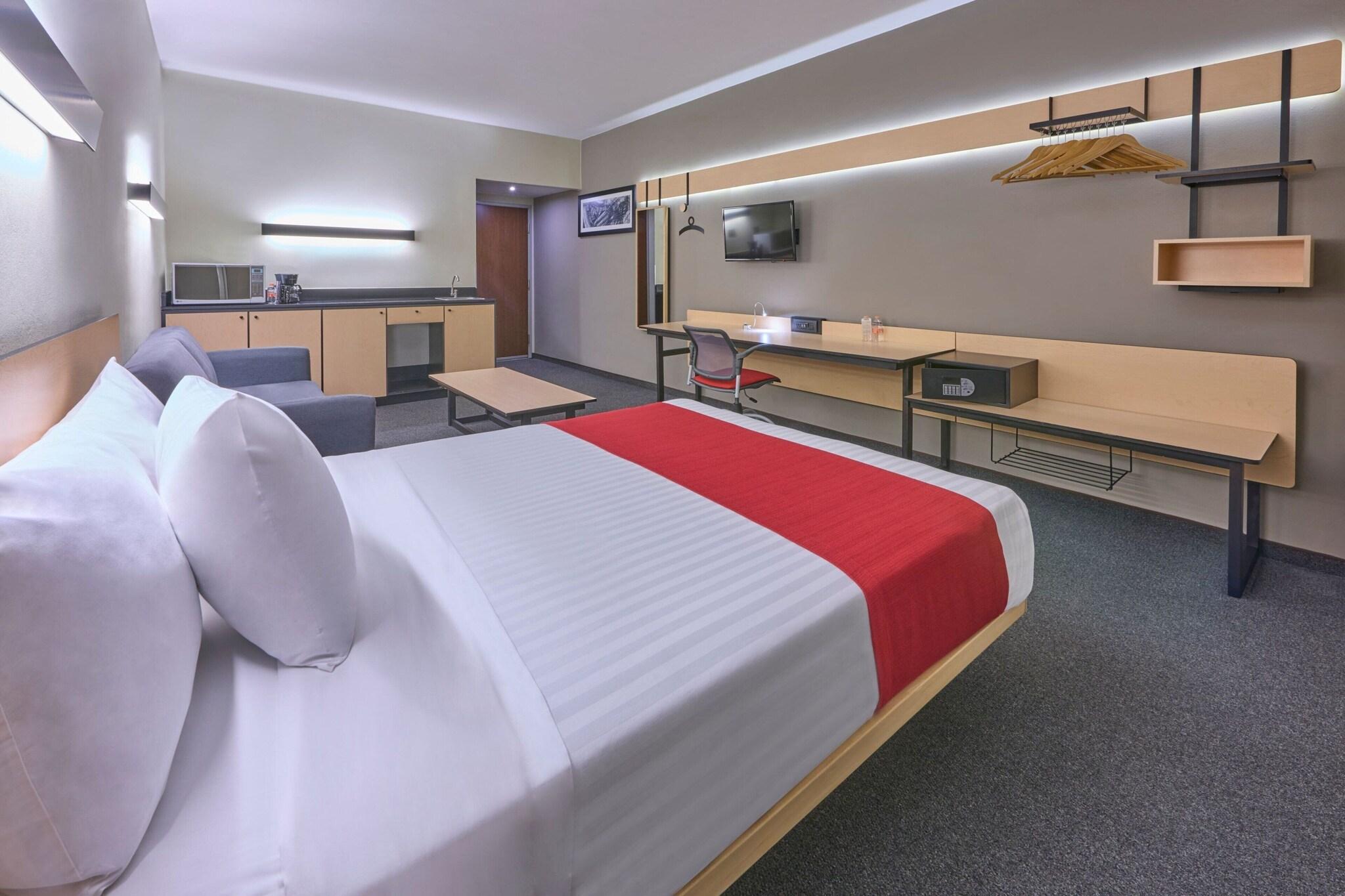 Double Superior Queen Bed