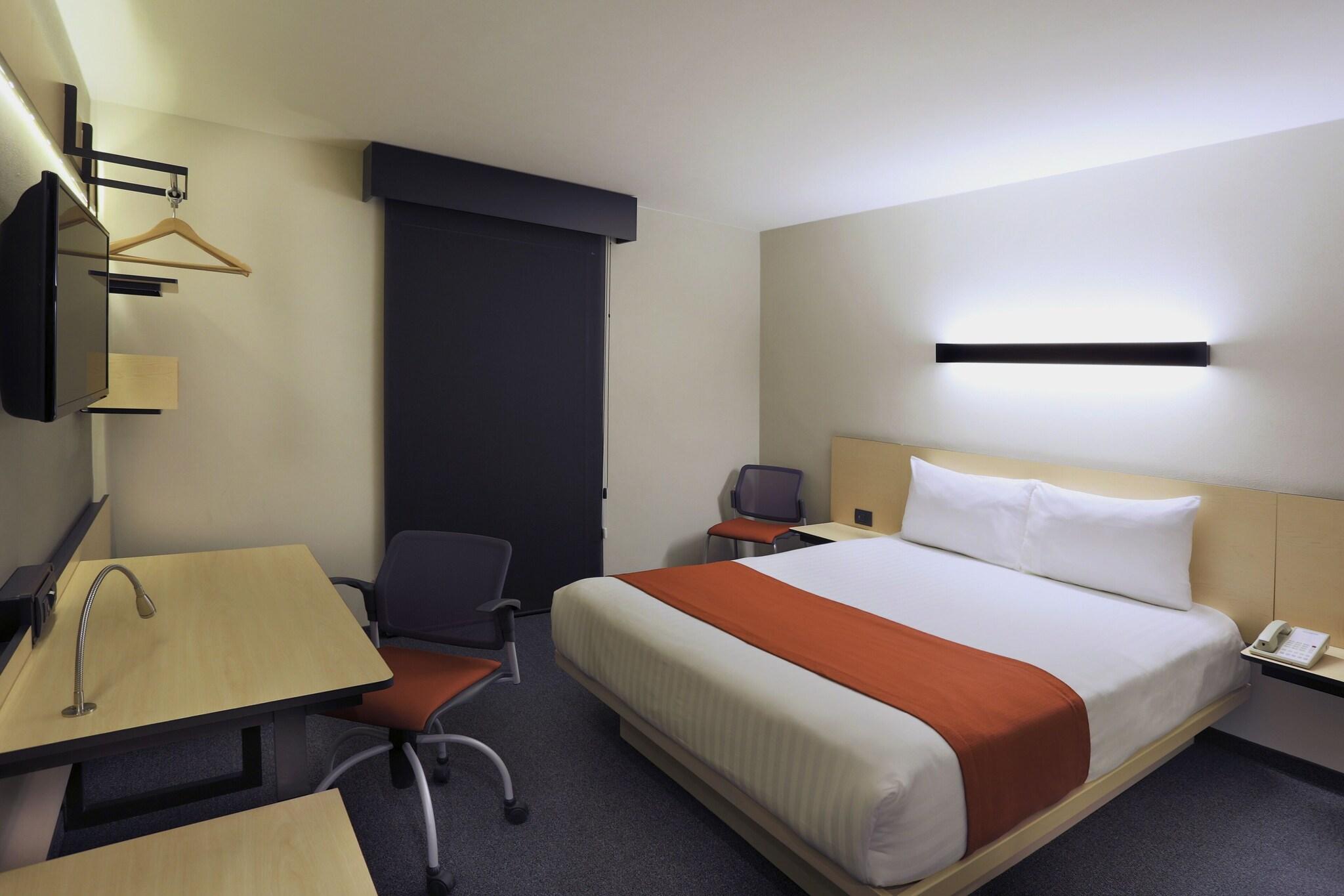 Double Queen Size Bed