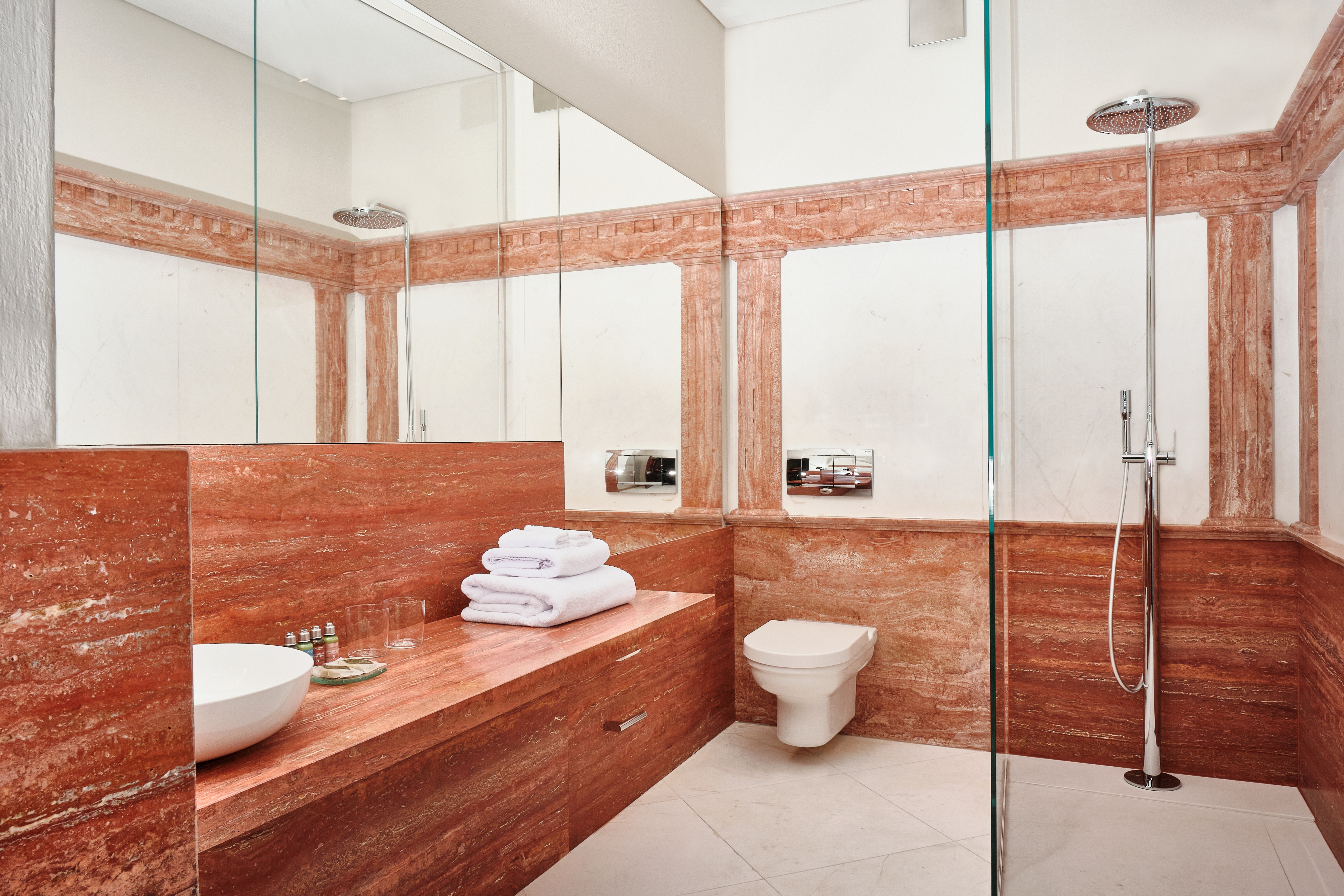 Junior Suite Deluxe One Bed