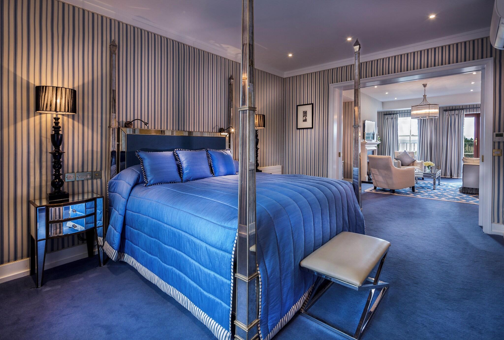 Double Deluxe King Bed