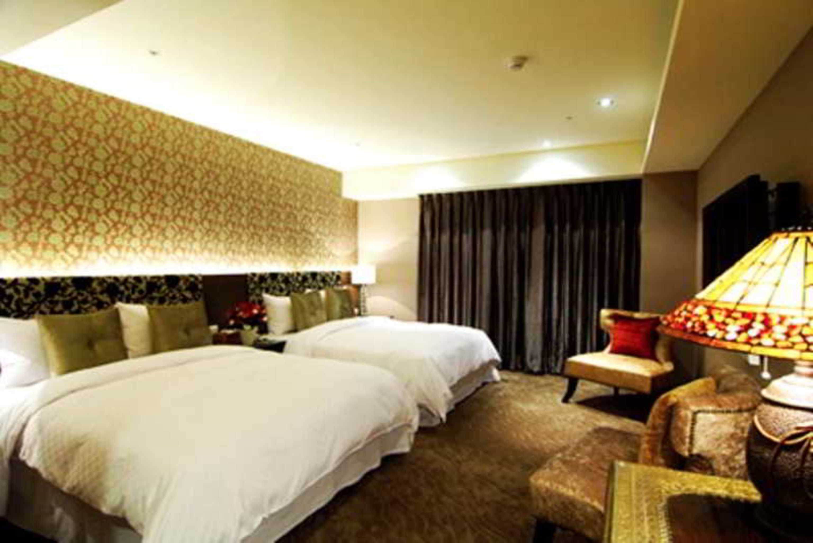 Family Room Superior