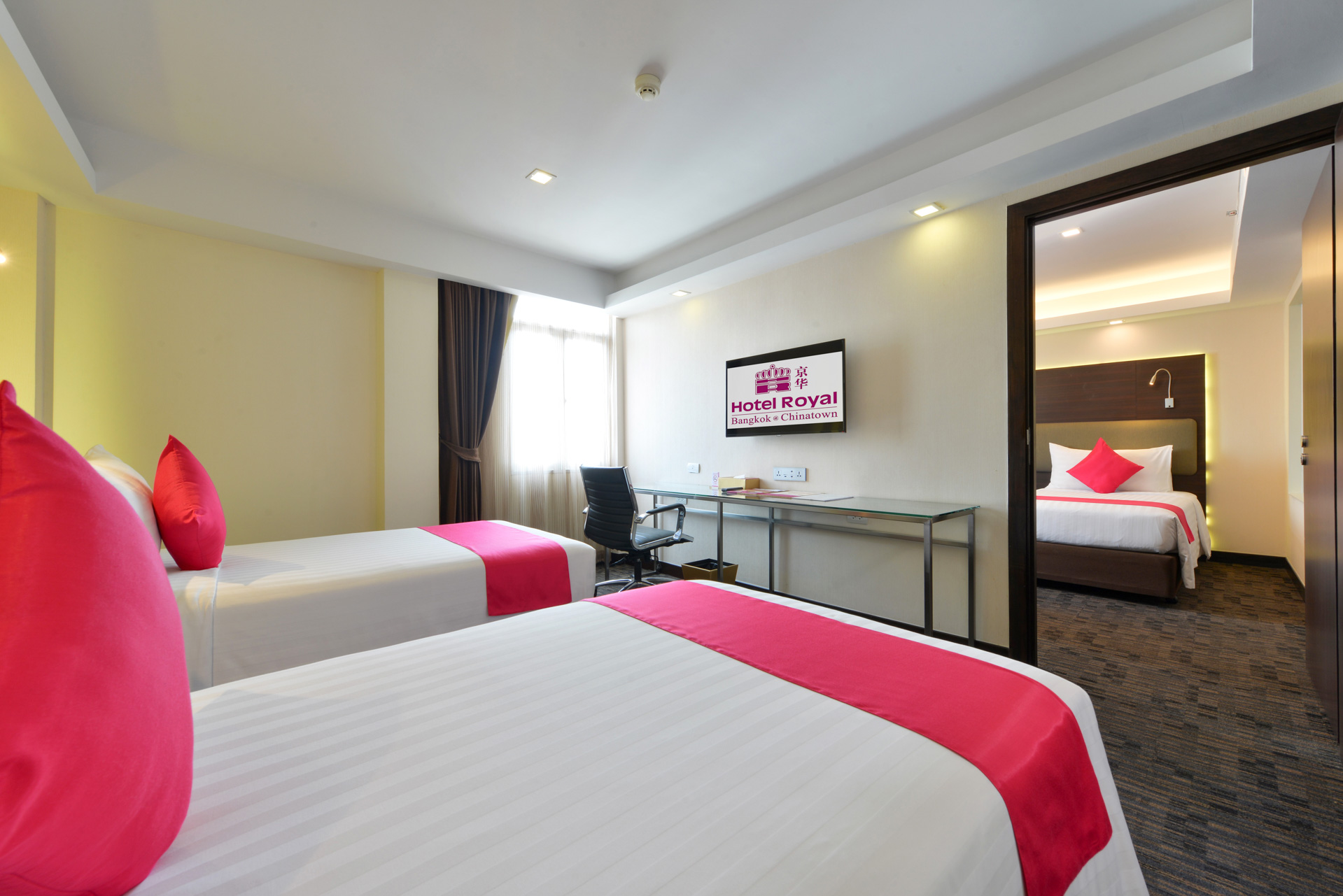 Double or Twin Deluxe