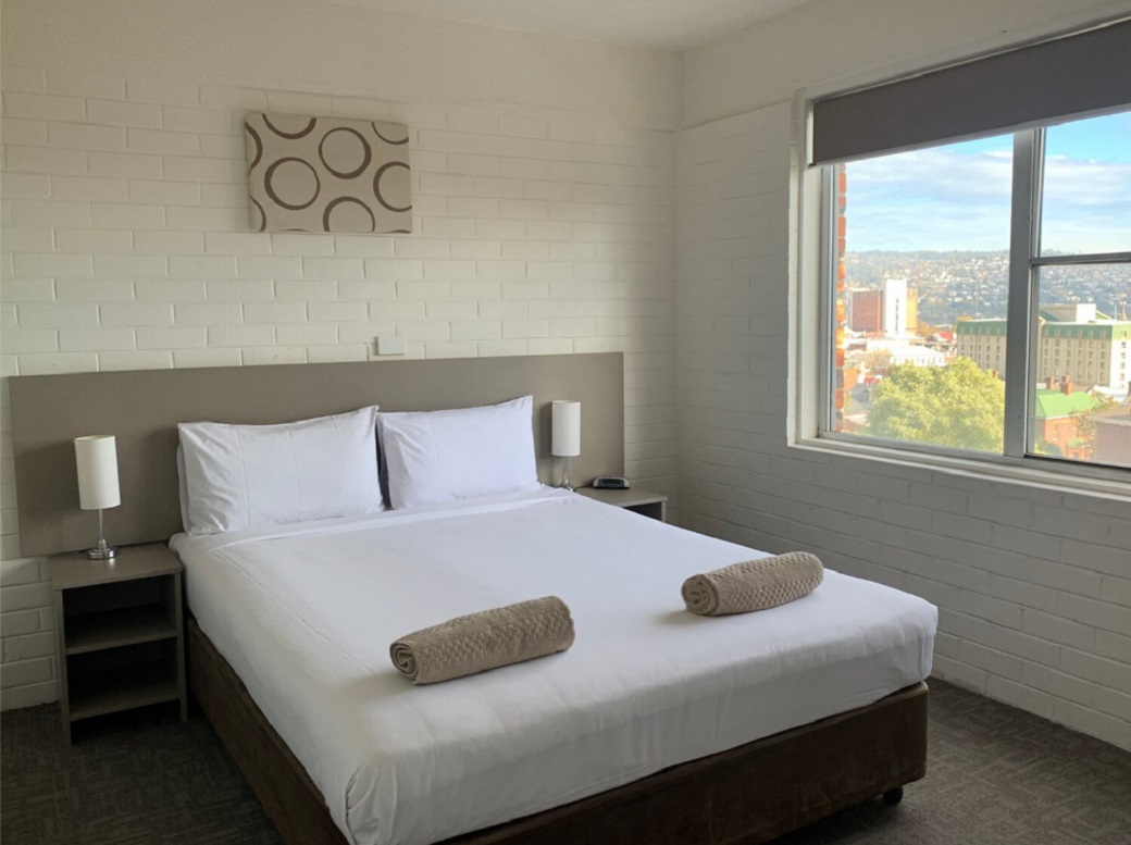 Apartment Queen Bed Two Bedrooms