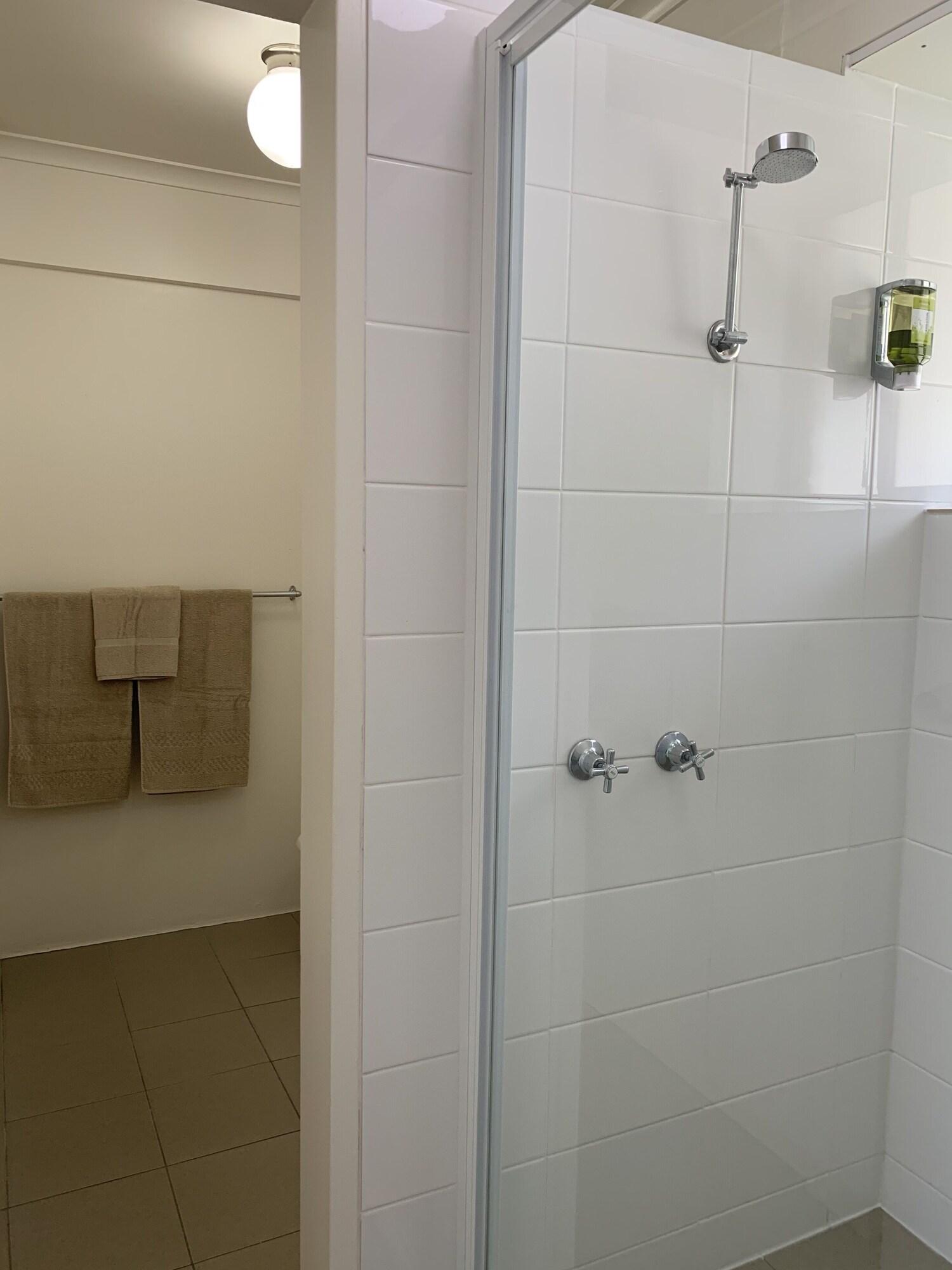 Apartment Queen Bed Two Bedrooms