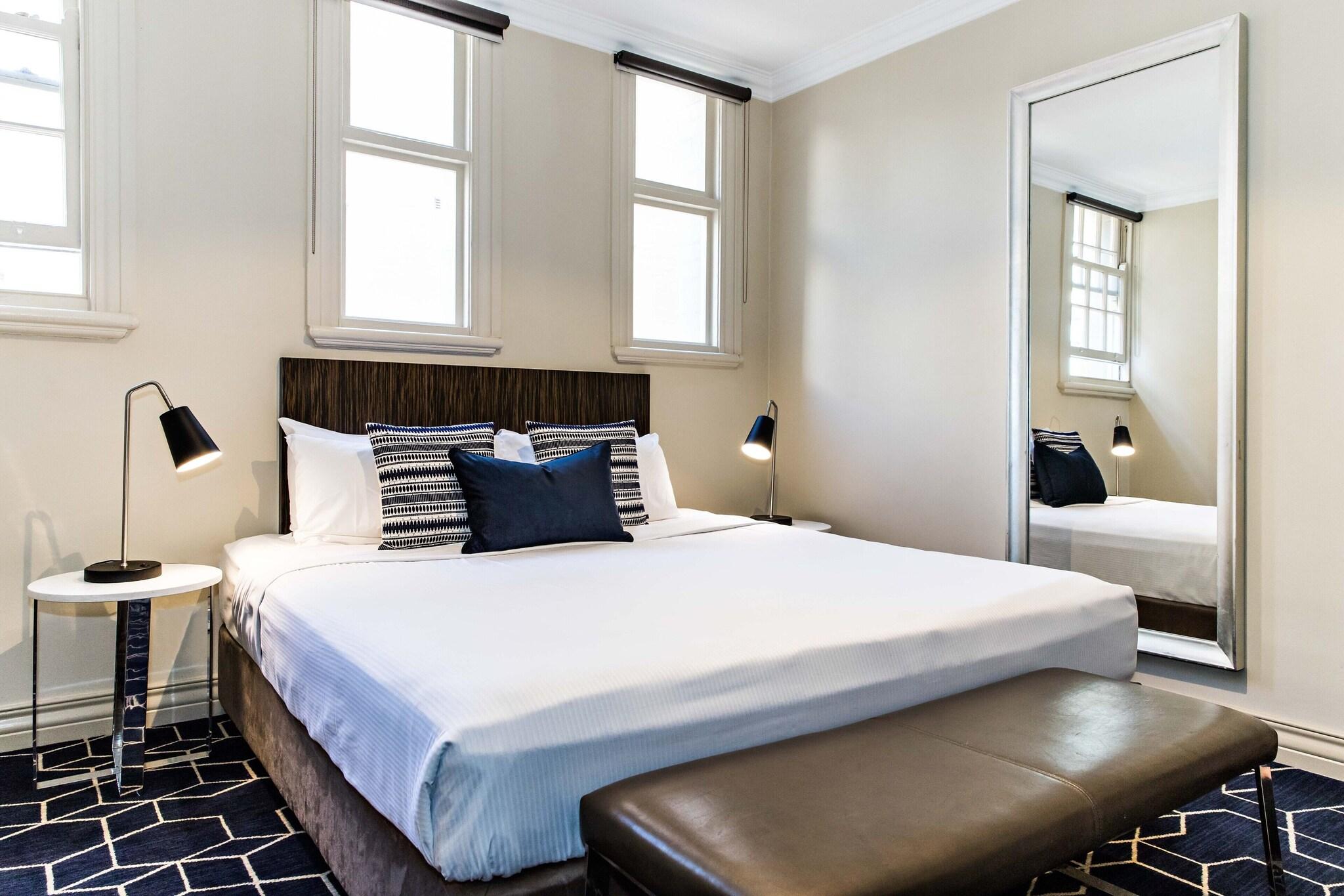 Double Deluxe King Bed