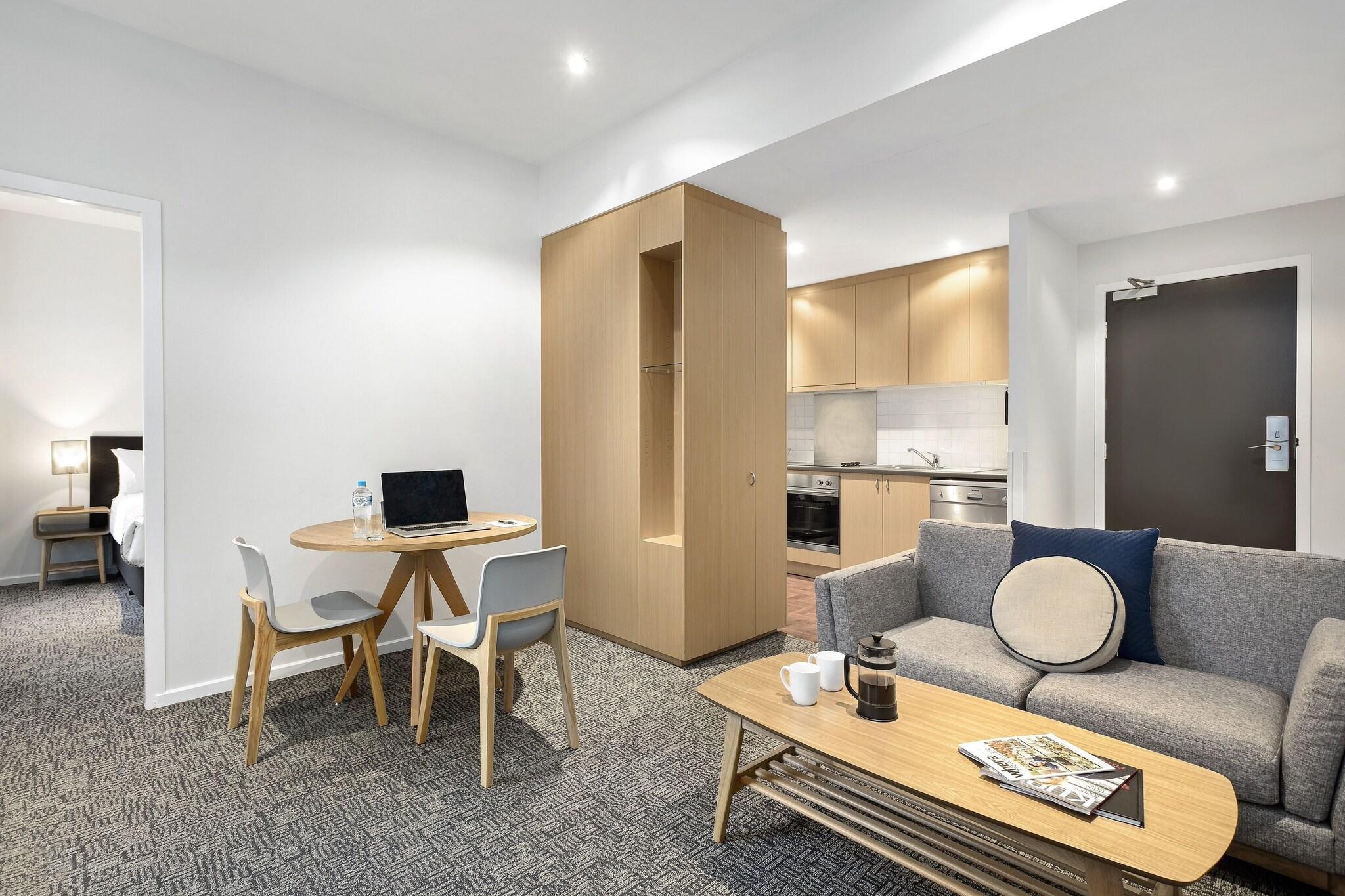 Studio Queen Size Bed