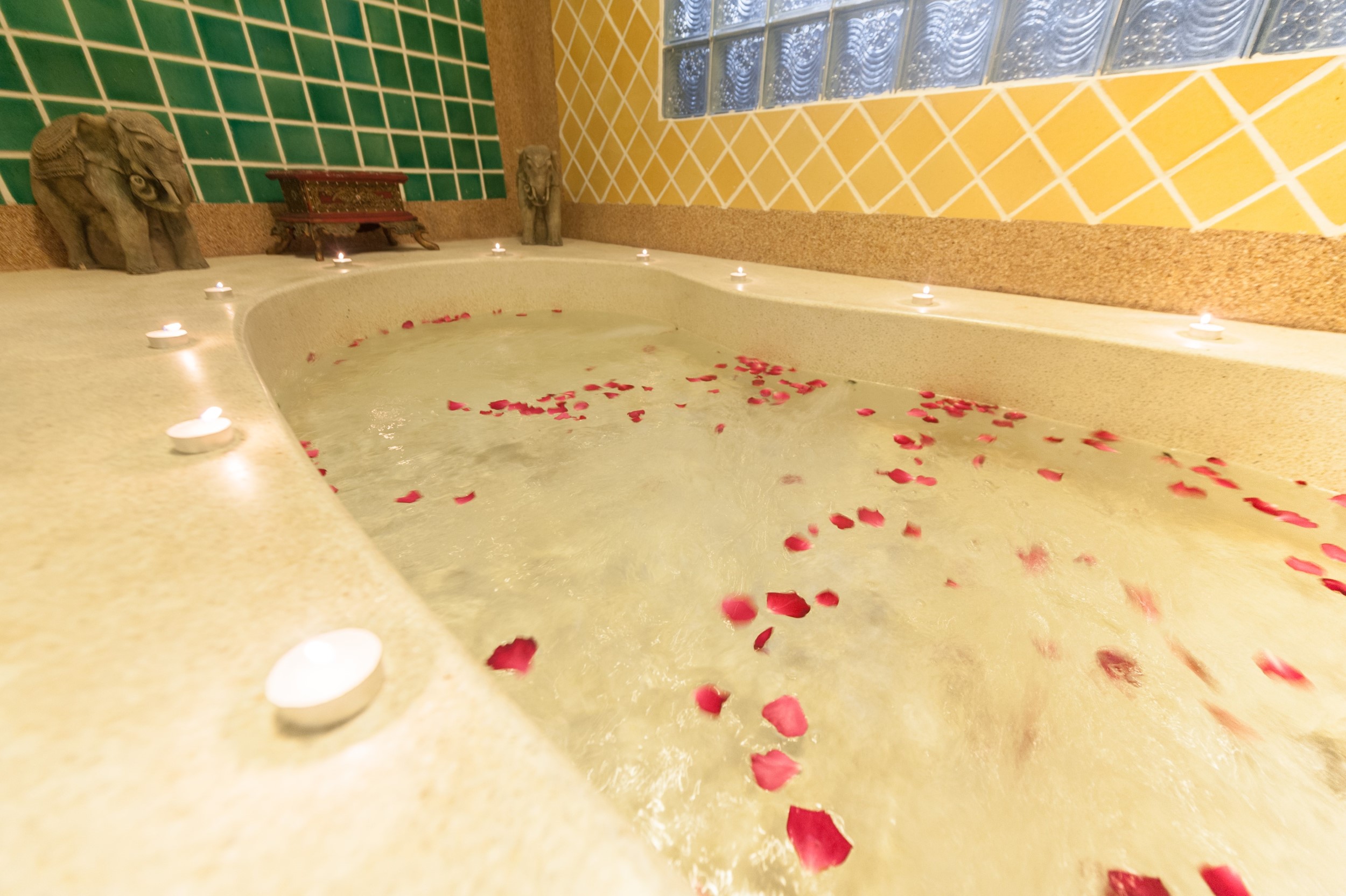 Junior Suite with Jacuzzi