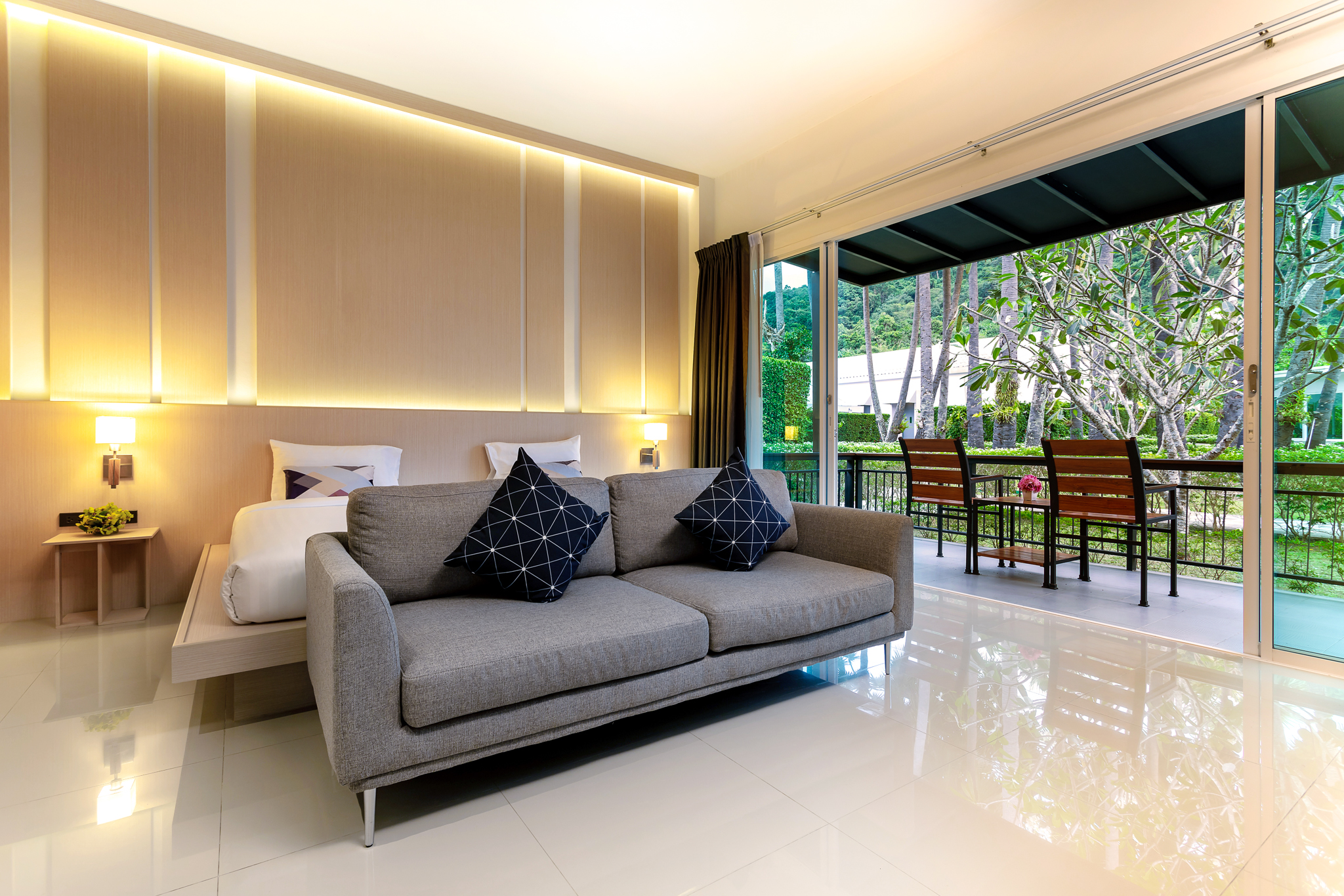 Double or Twin Deluxe with Terrace