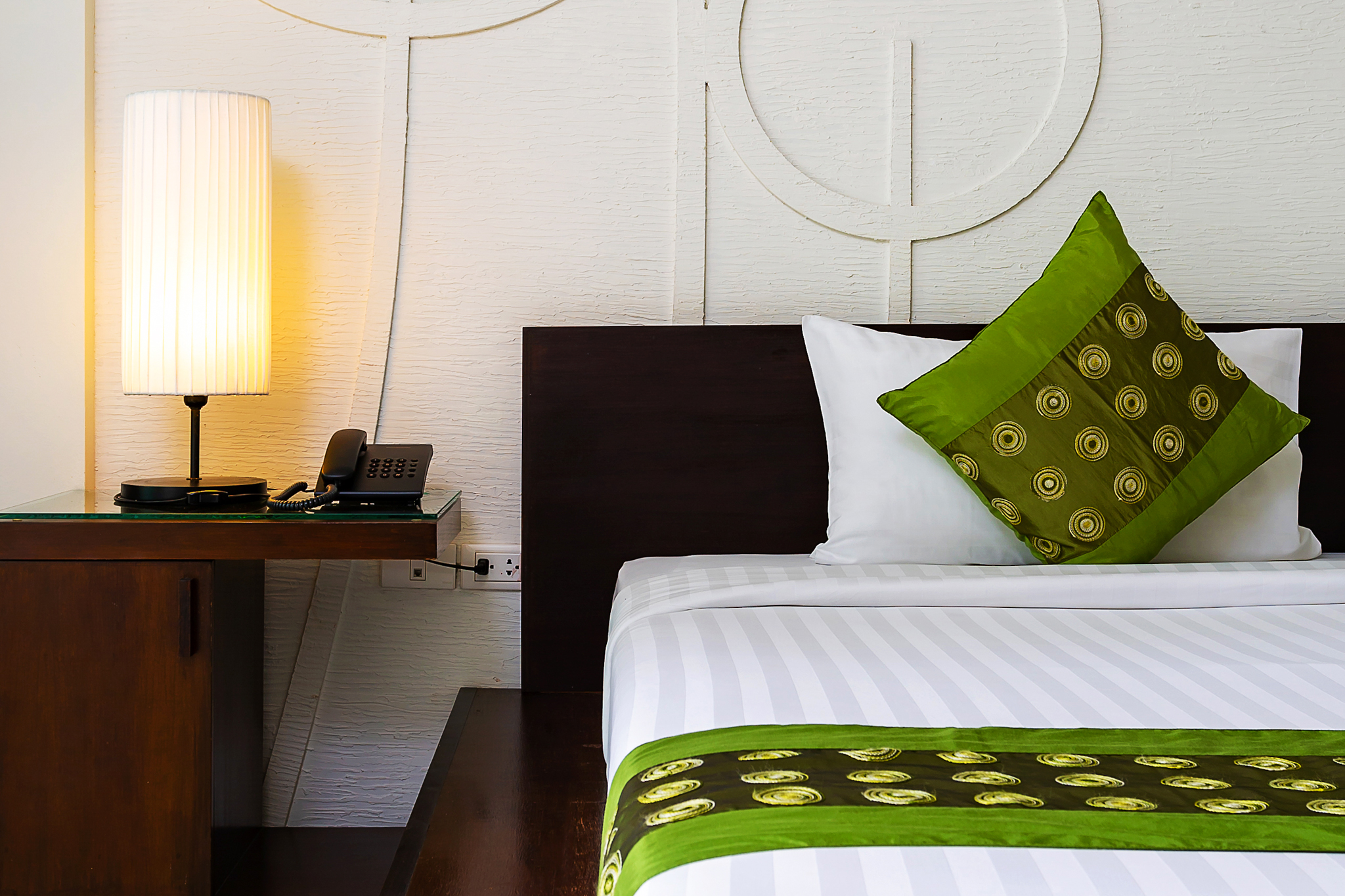 Twin Deluxe Pool View