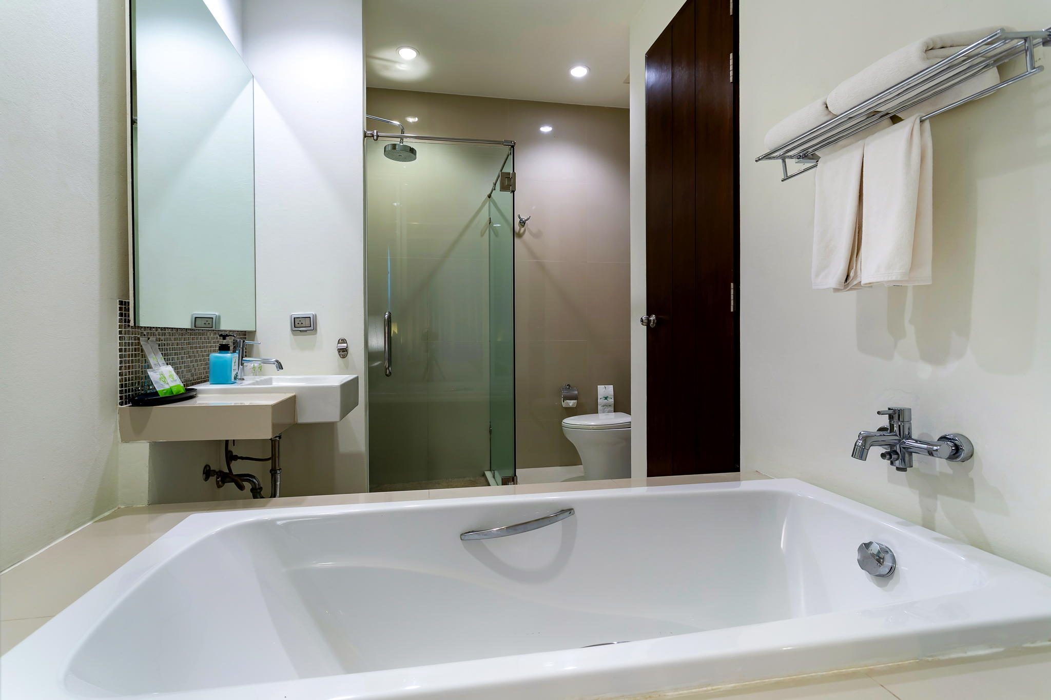 Double Deluxe Pool View