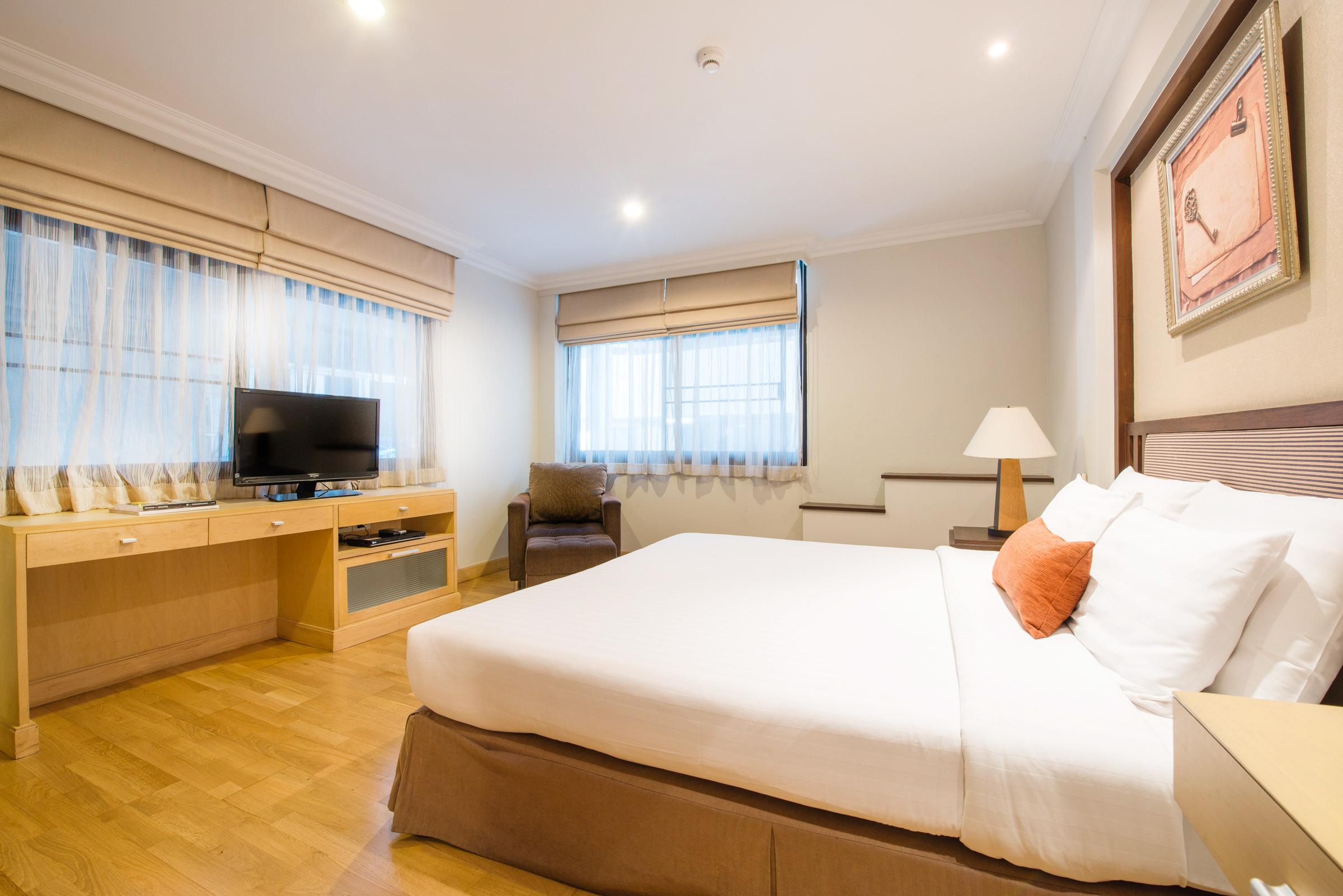 Double or Twin Standard