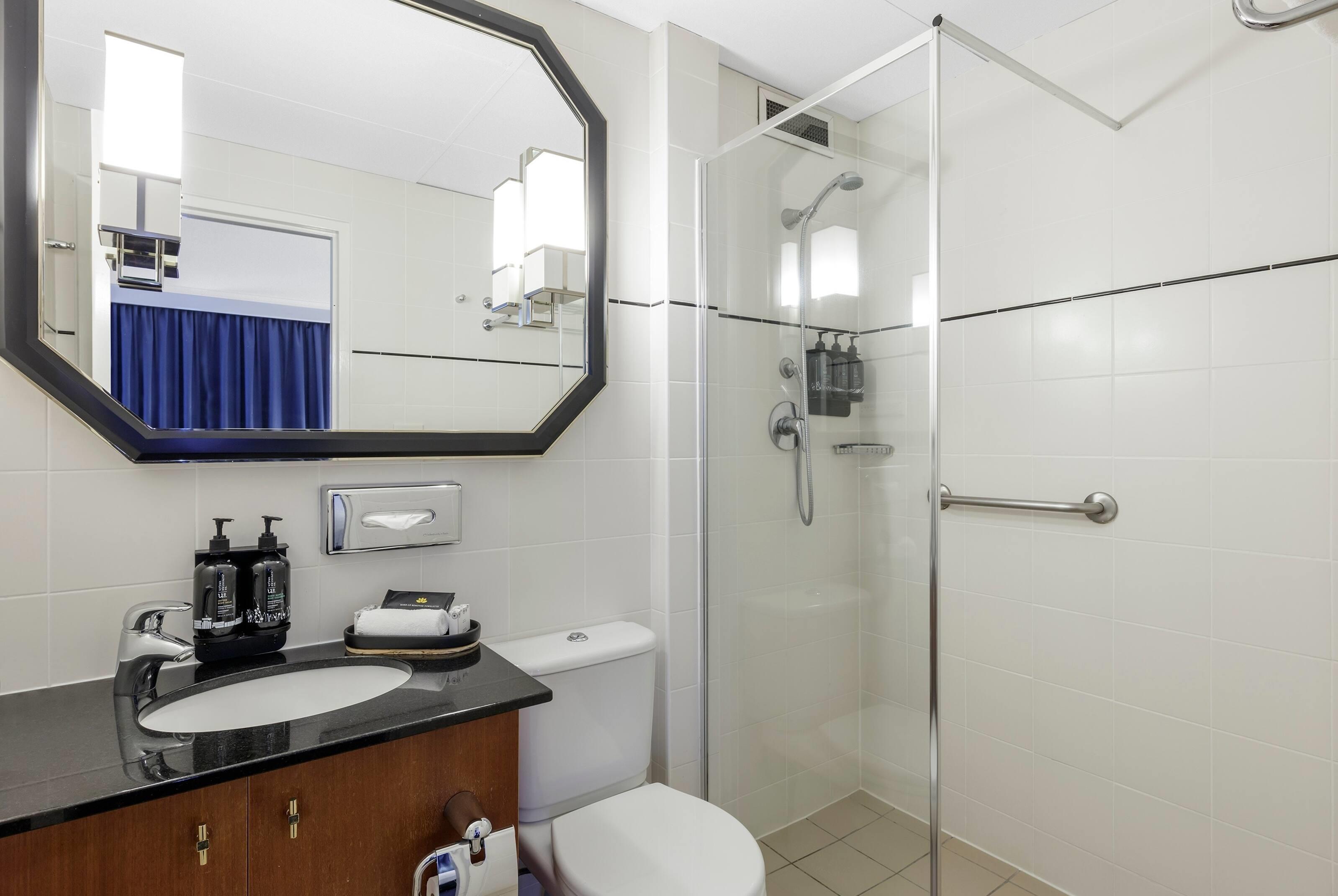 Suite Deluxe Two Queen Beds