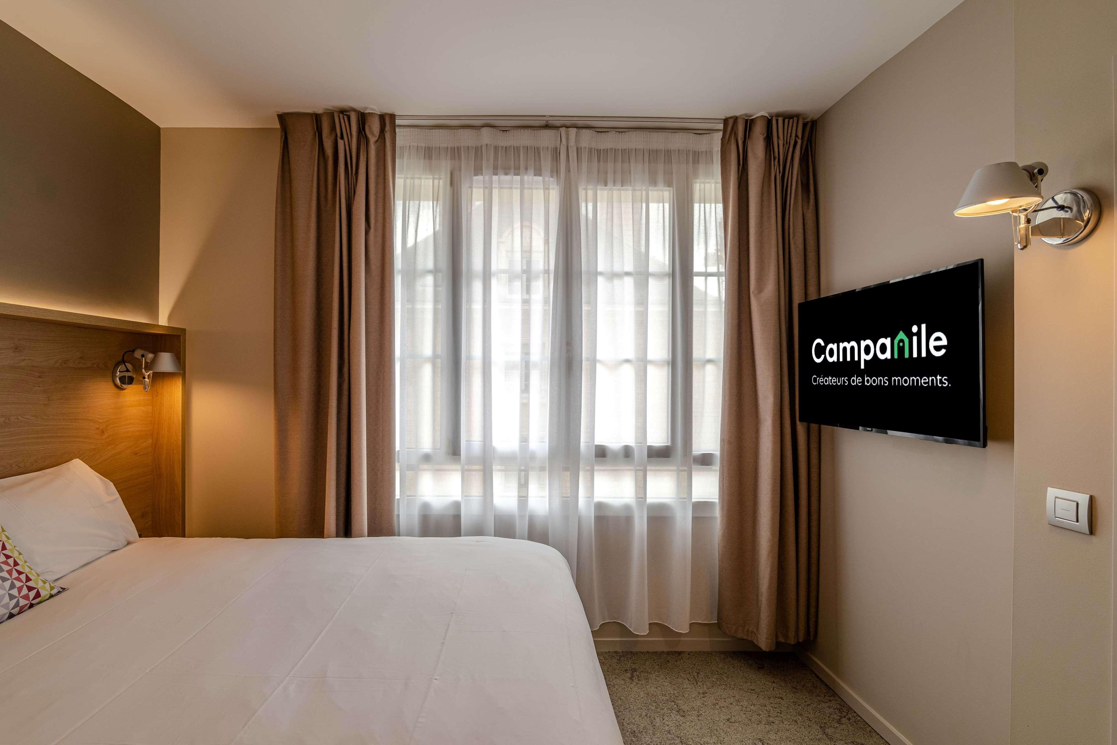 Double Superior King Bed