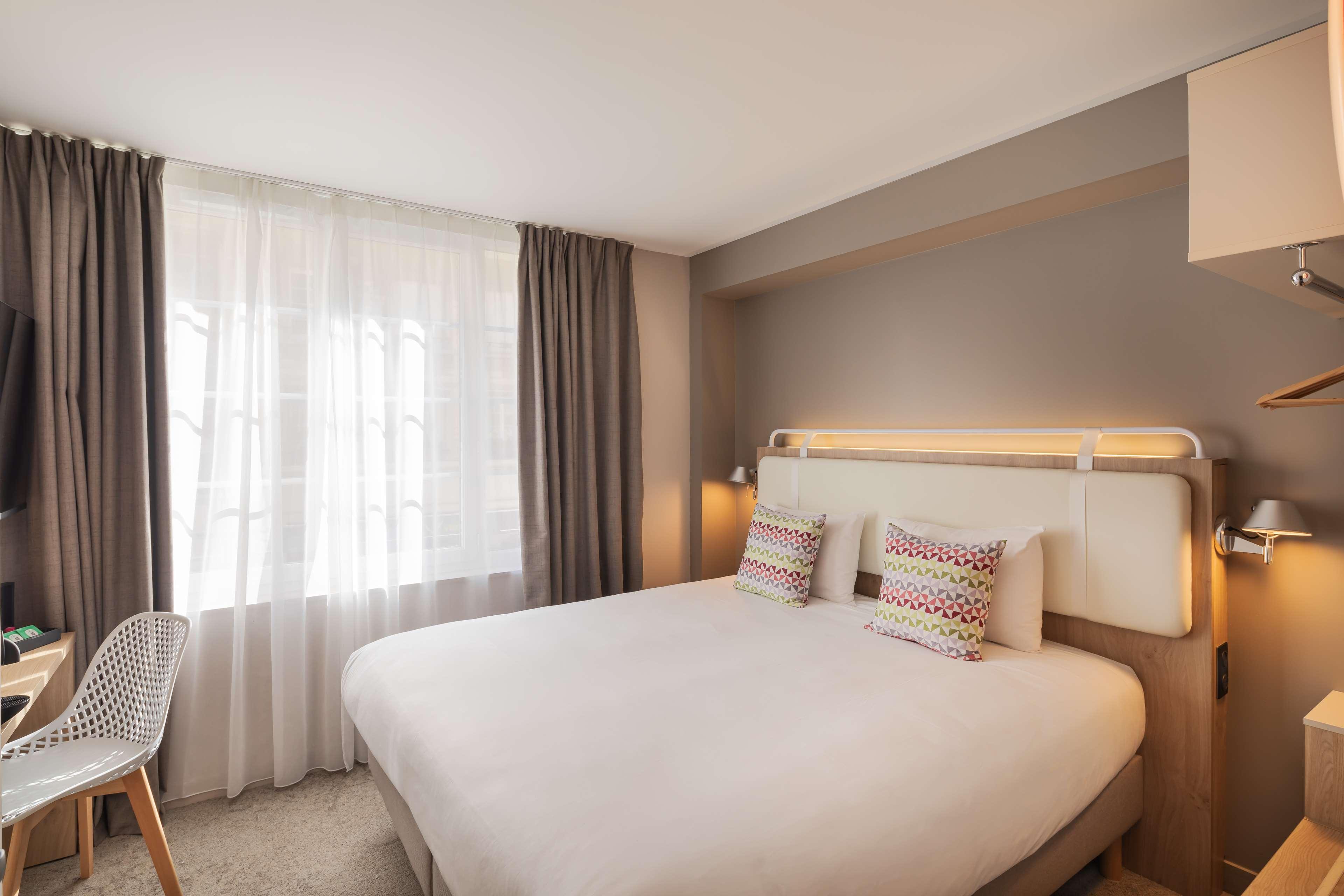 Double Superior King Bed