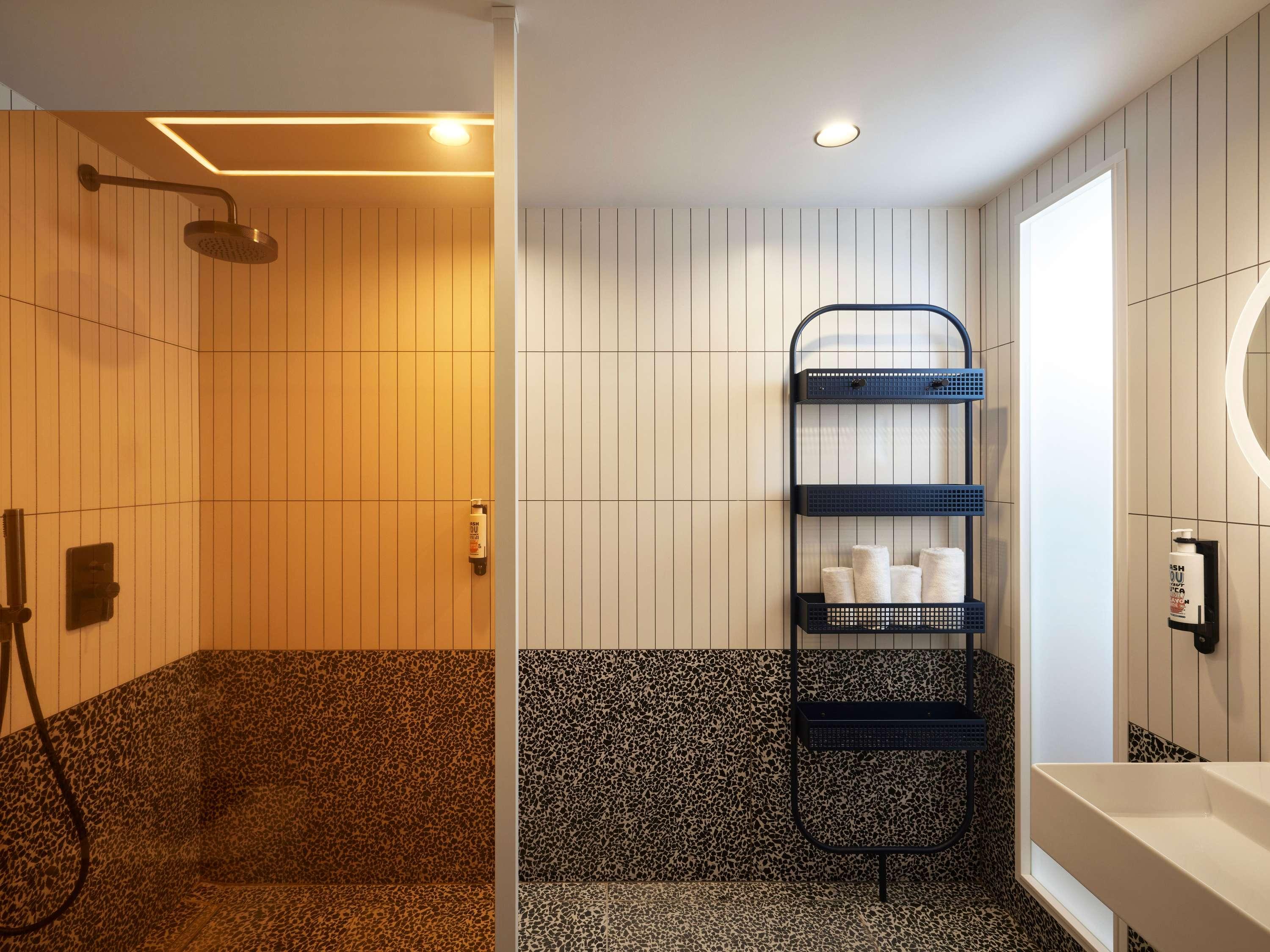 Family Room Superior