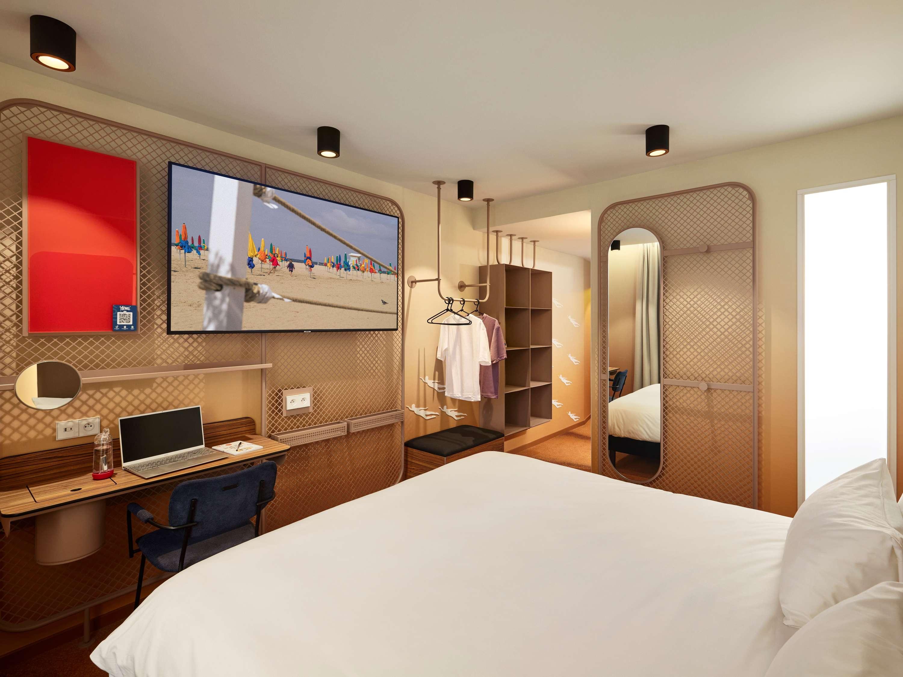 Junior Suite Deluxe Two Double Beds