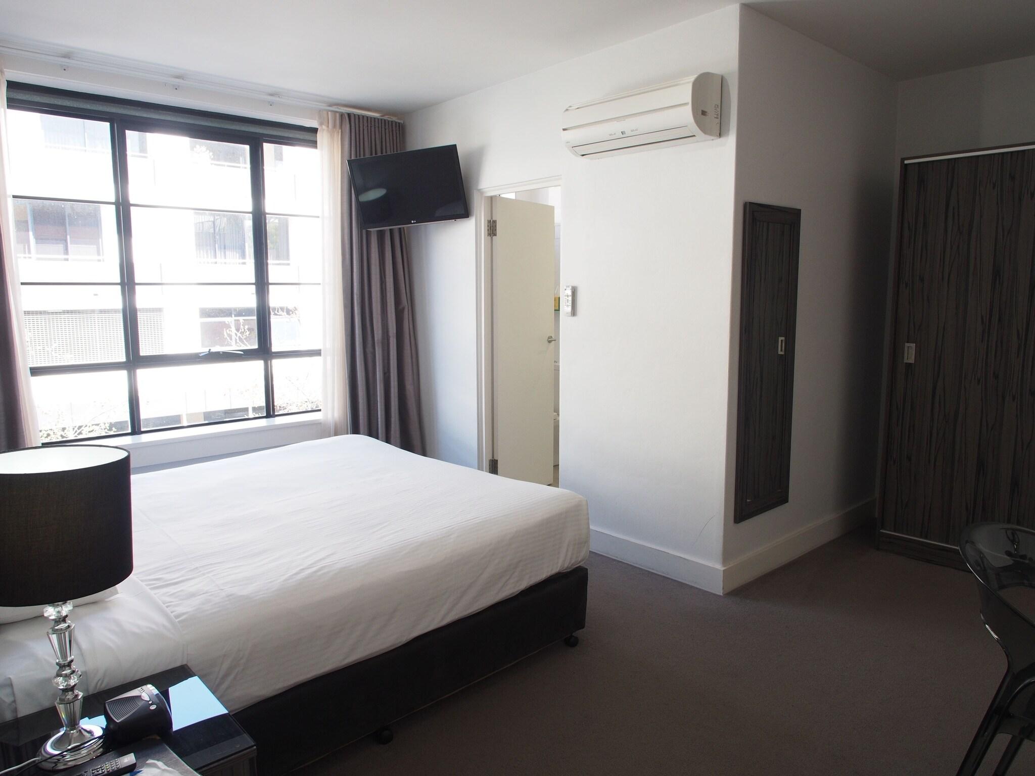 Double Queen Size Bed