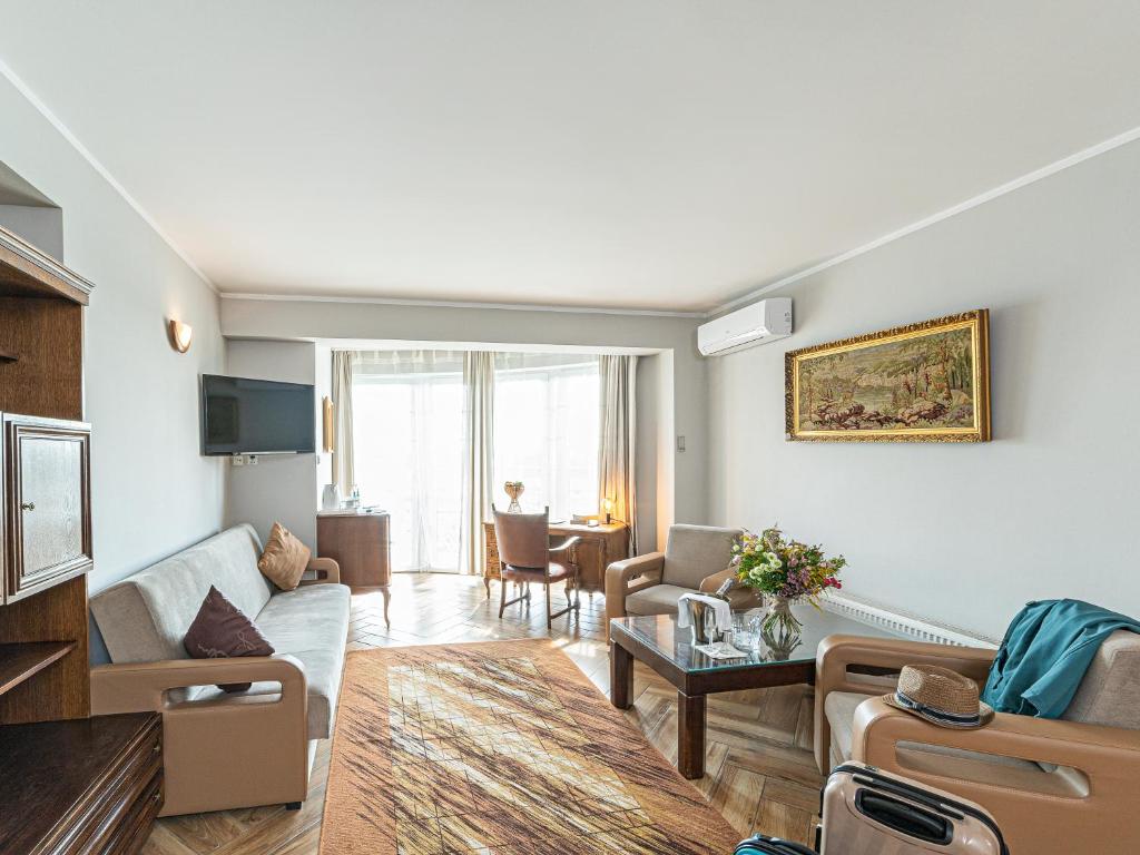 Double Superior with Views