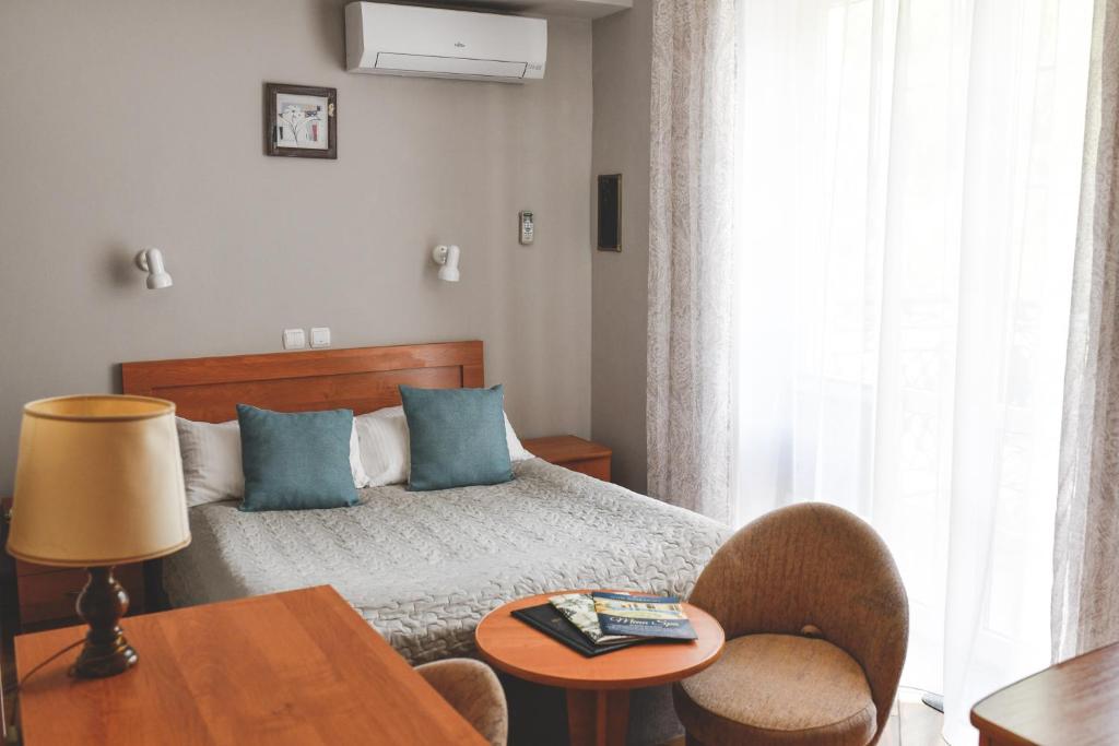 Apartment Two Bedrooms Two Bathrooms