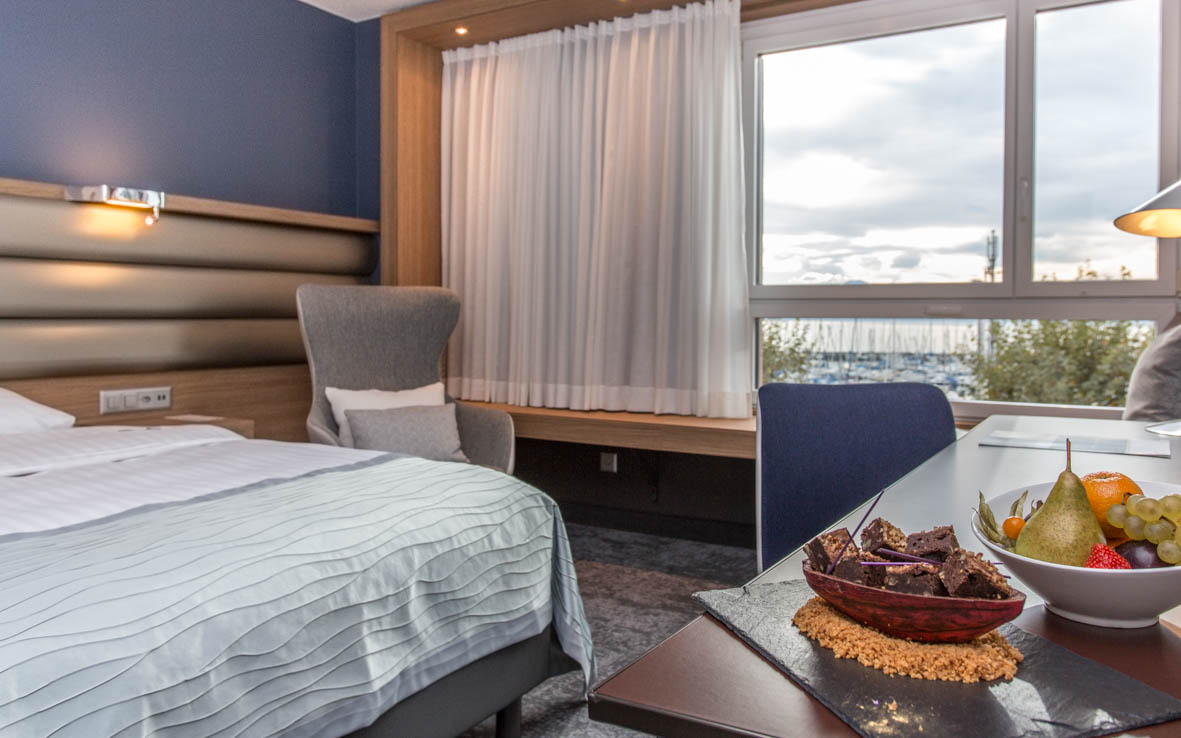 Double Deluxe Lake View