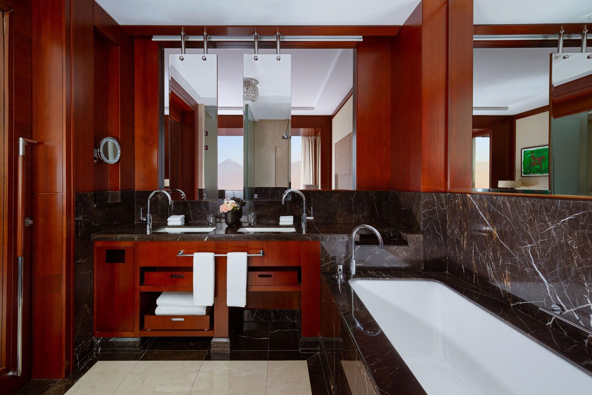 Double Deluxe Mountain View