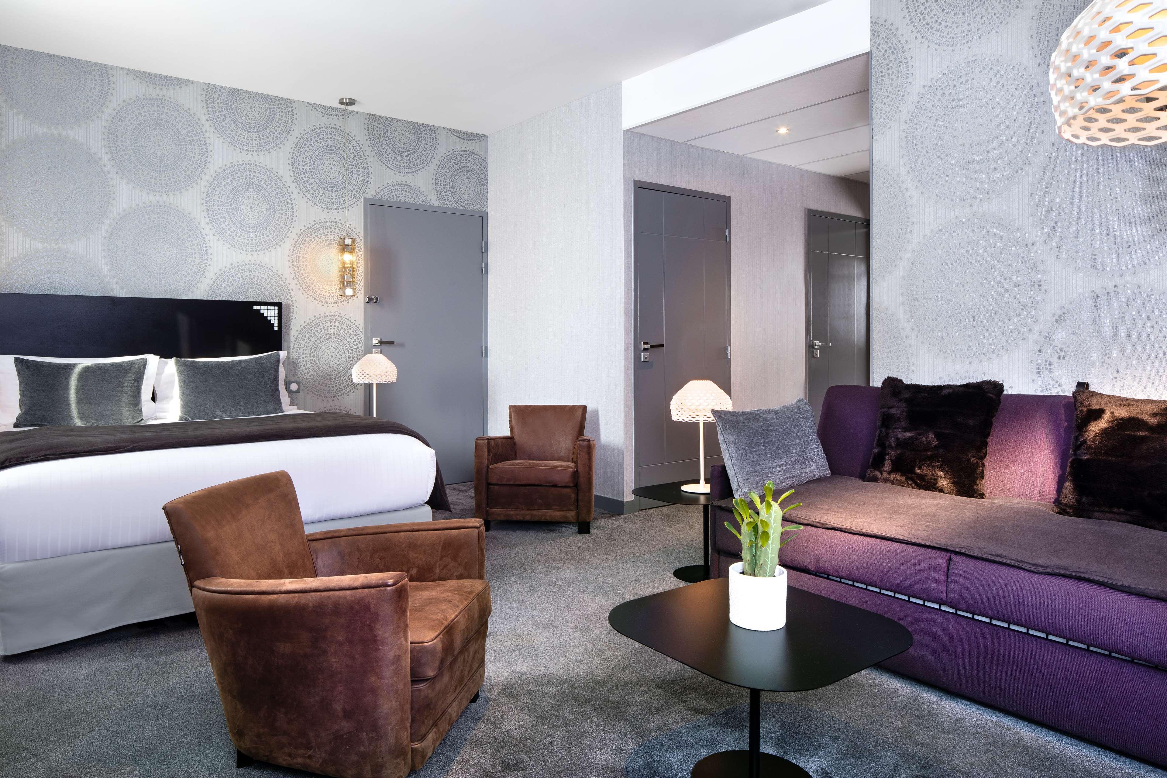 Double Two Queen Beds