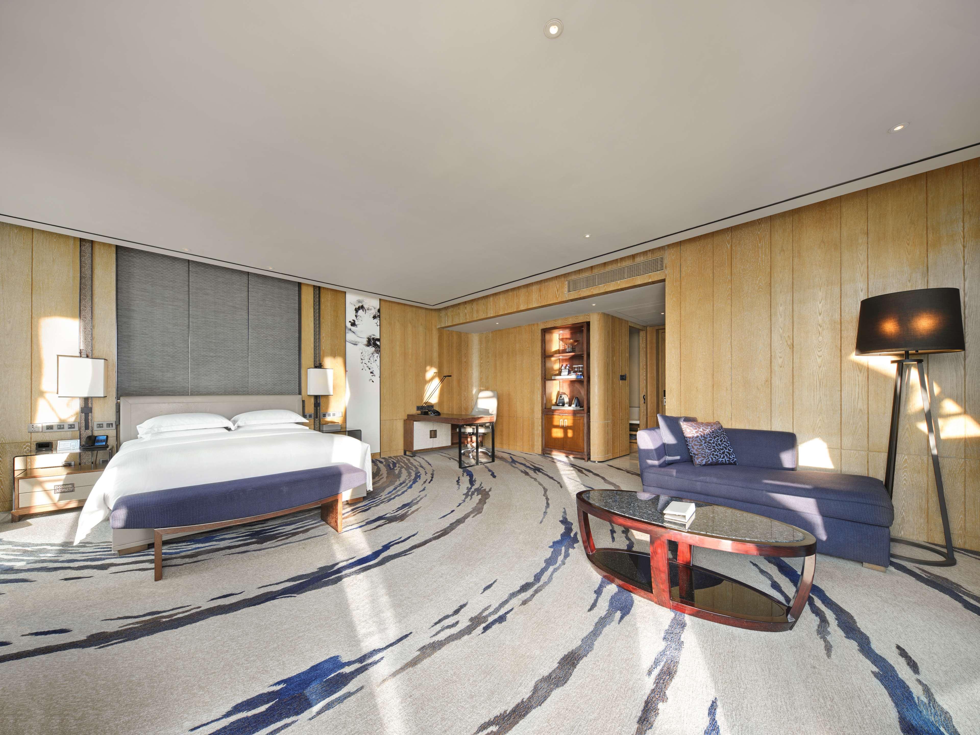 Double or Twin Executive