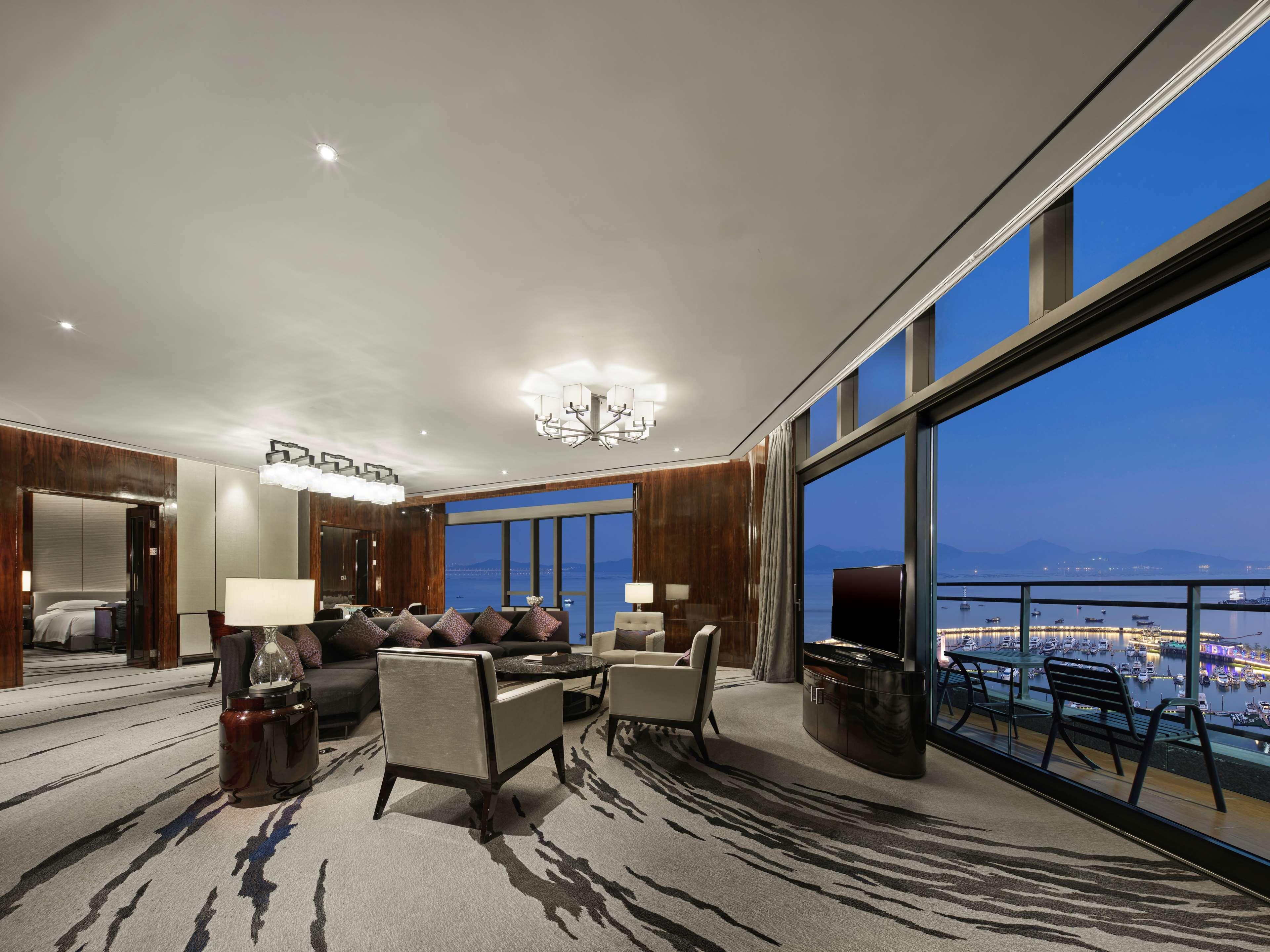 Suite Deluxe One Bedroom