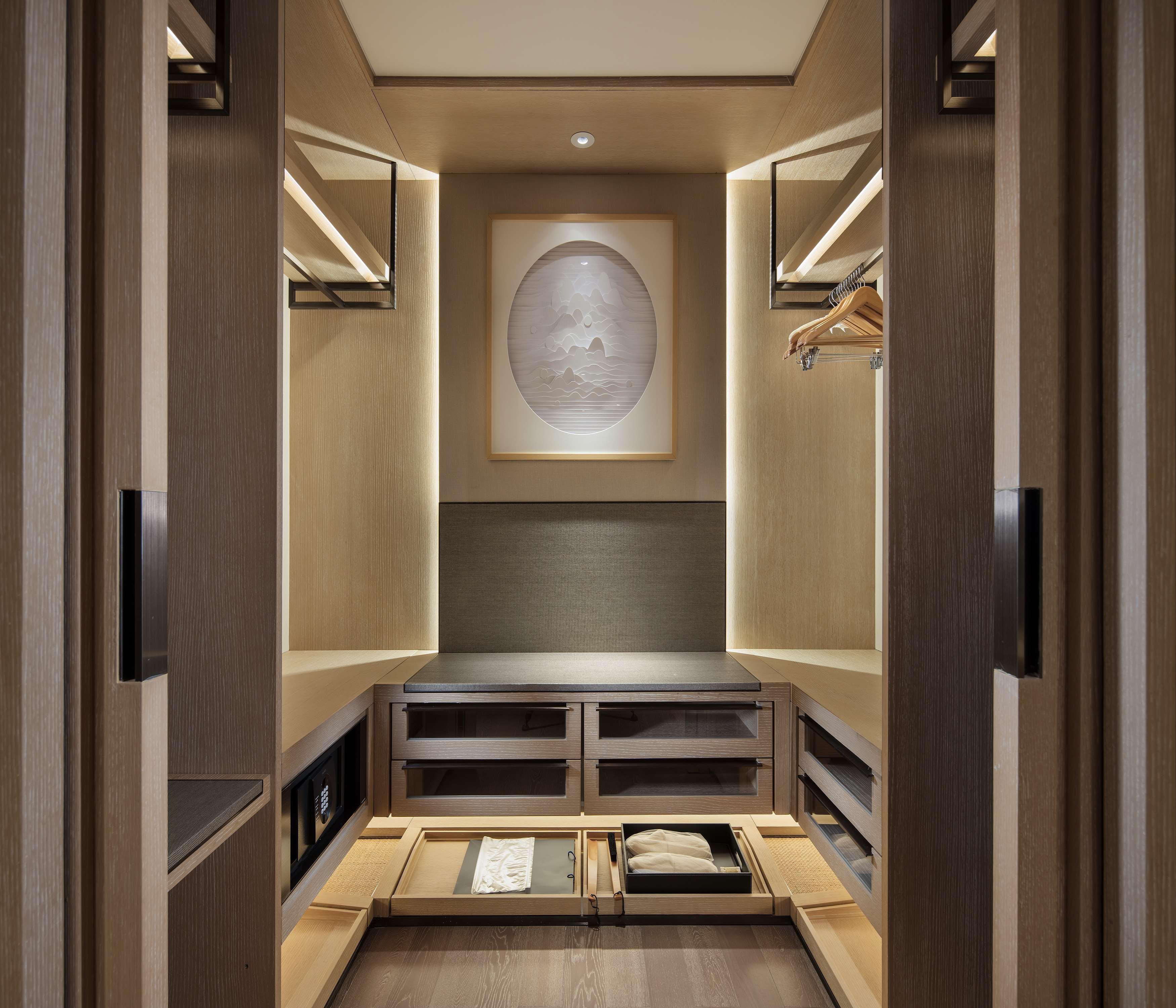 Apartment King Bed One Bedroom 