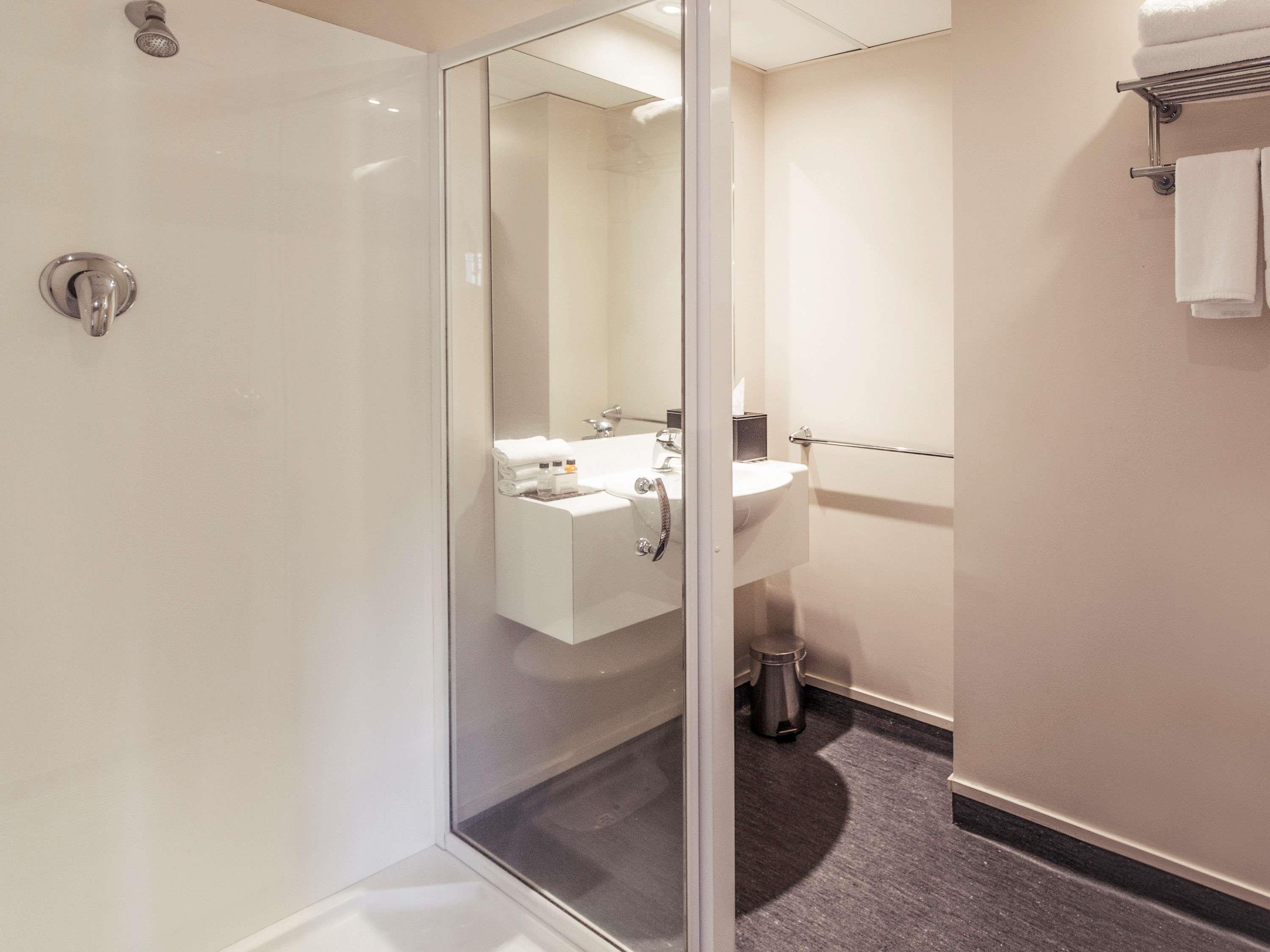 Double Queen Size Bed